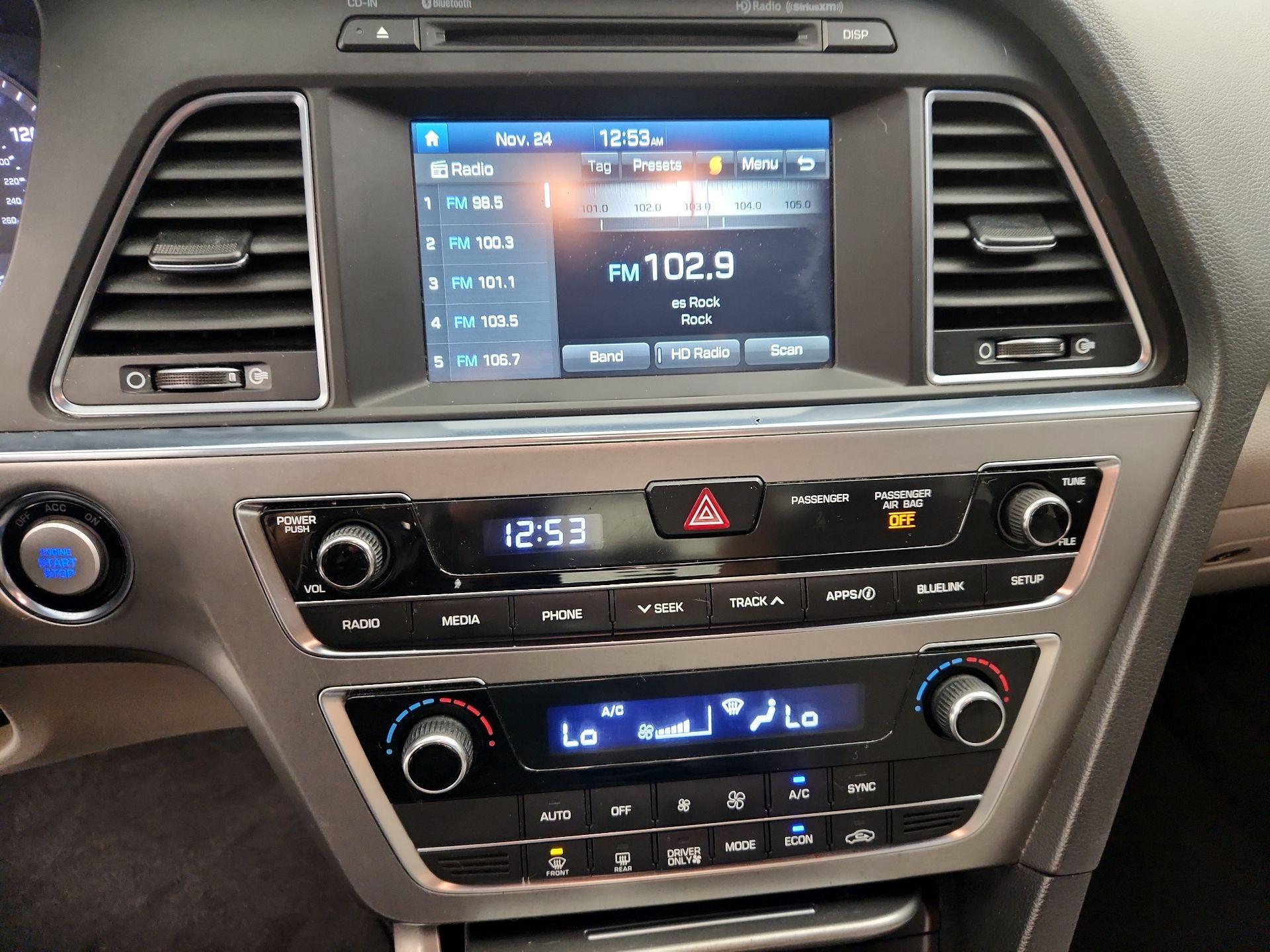 Thumbnail: 2017 Hyundai Sonata - 15