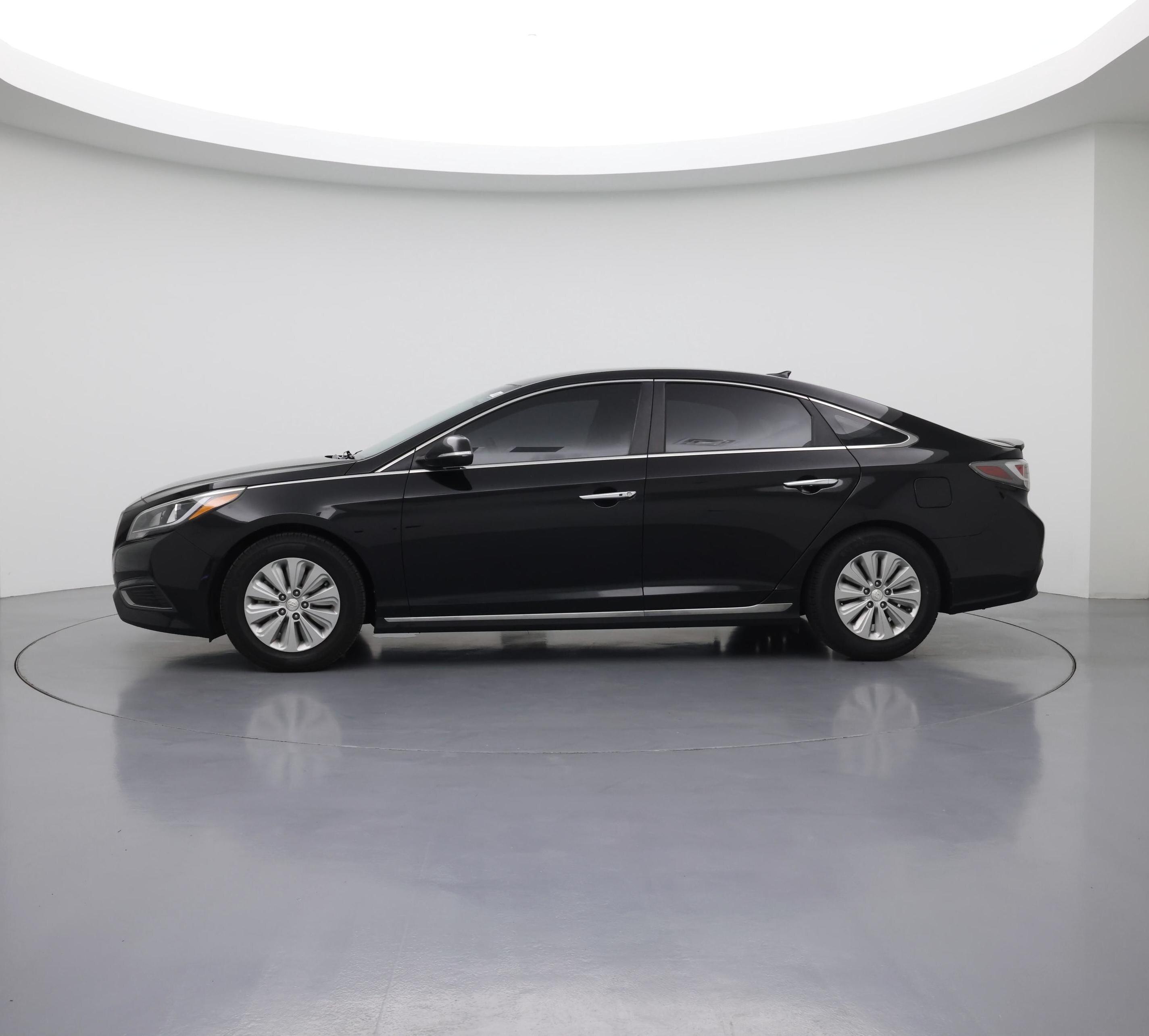 Thumbnail: 2017 Hyundai Sonata - 3