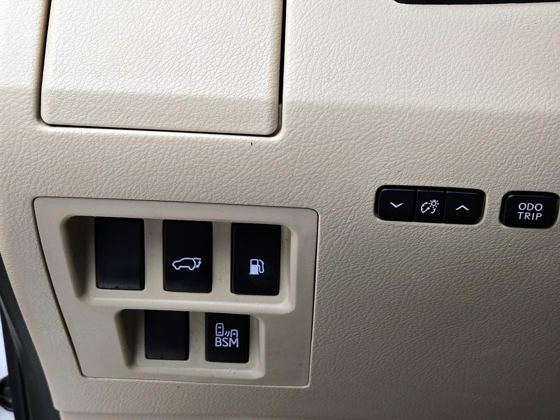 Thumbnail: 2015 Lexus RX - 13