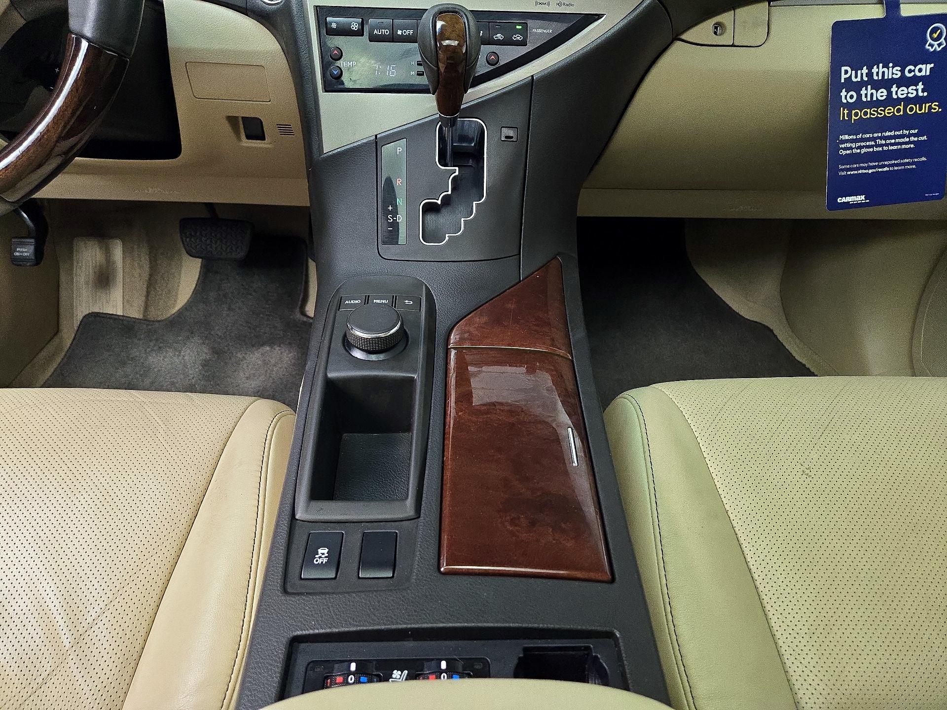 Thumbnail: 2015 Lexus RX - 17