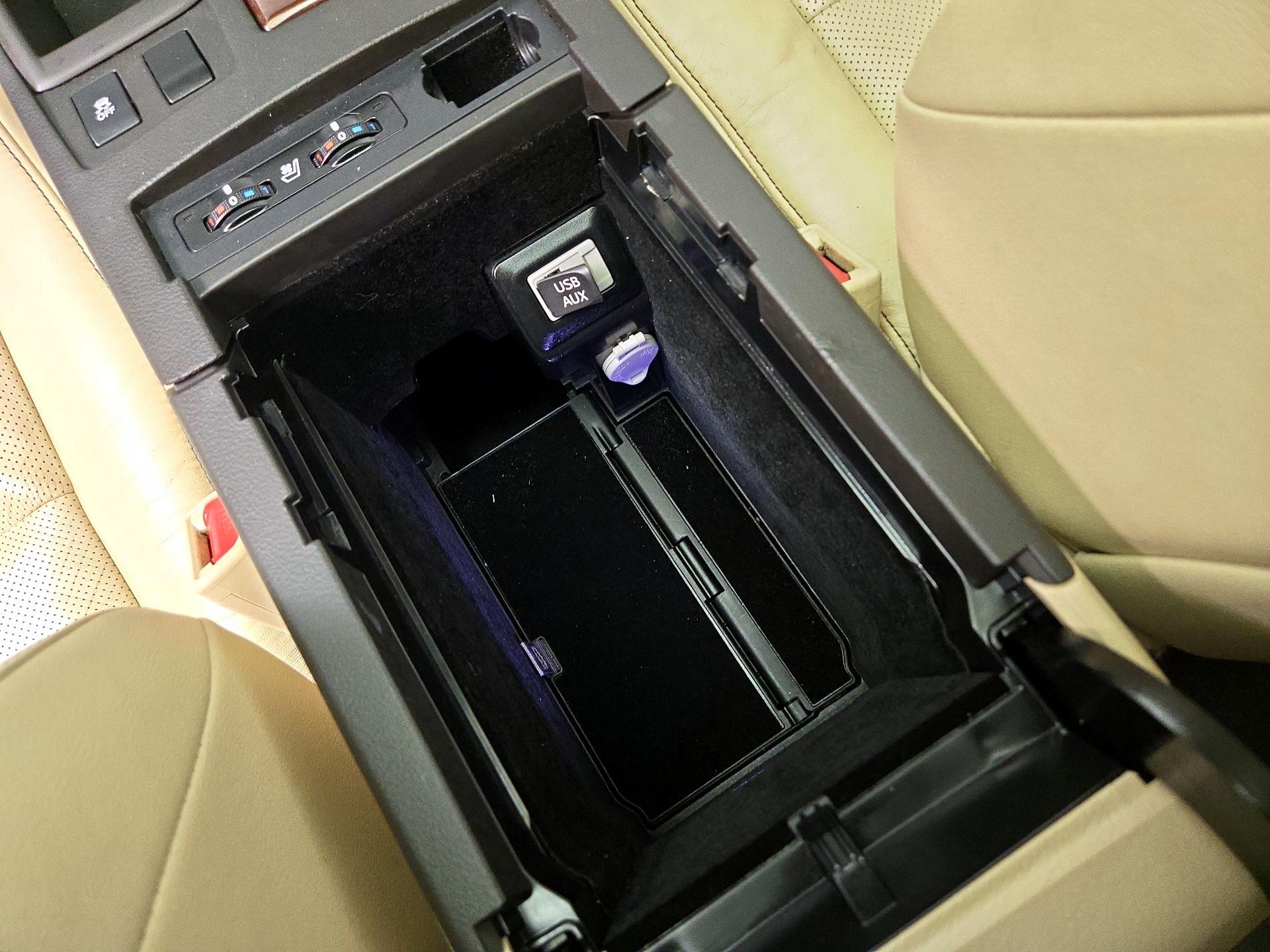 Thumbnail: 2015 Lexus RX - 18