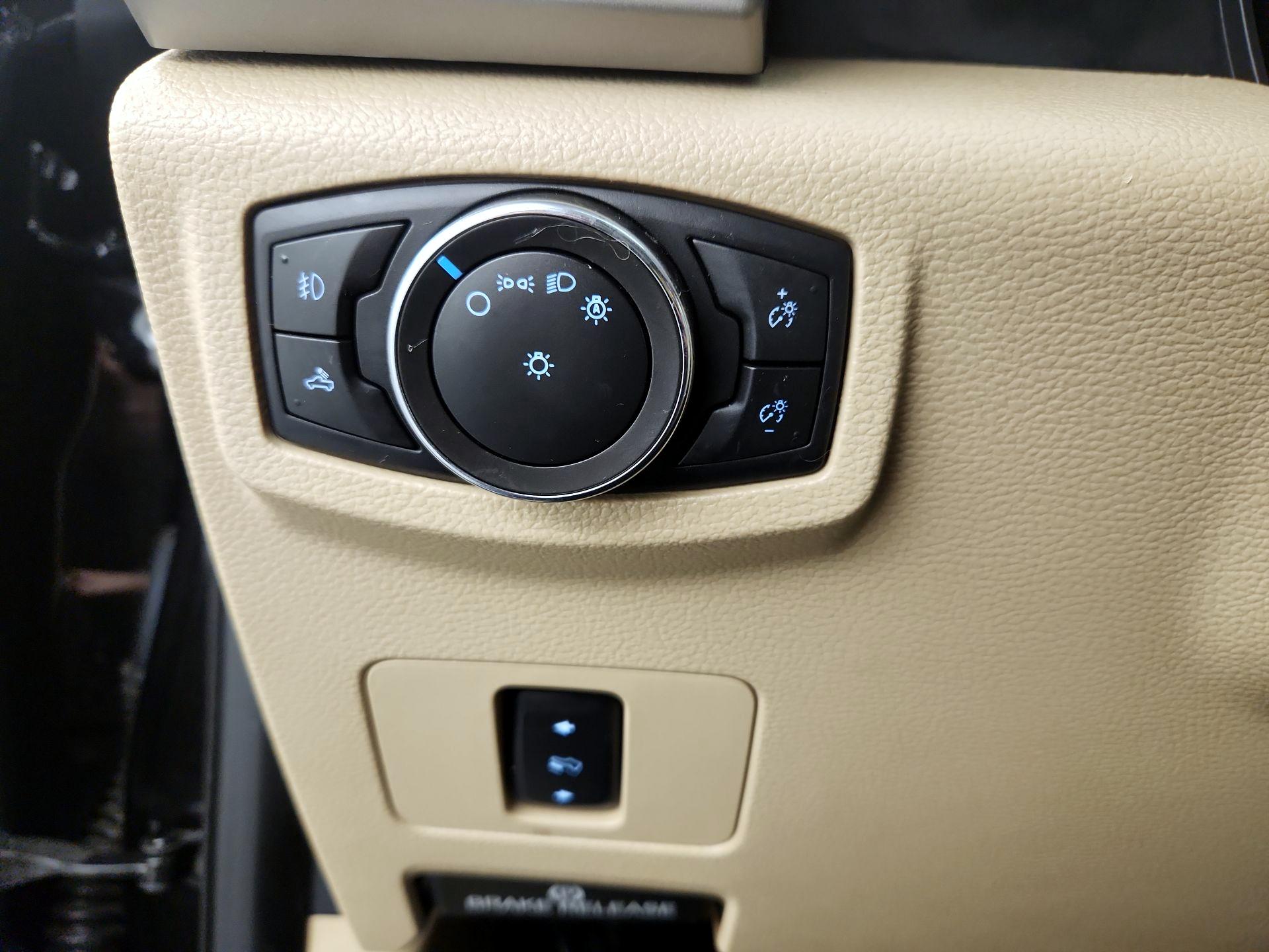 Thumbnail: 2021 Ford F-350 - 13