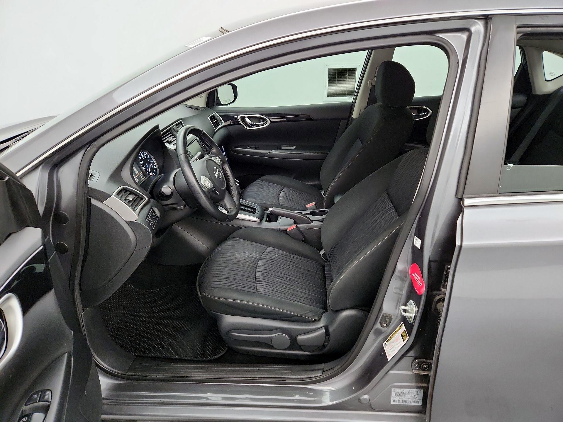 Thumbnail: 2019 Nissan Sentra - 11