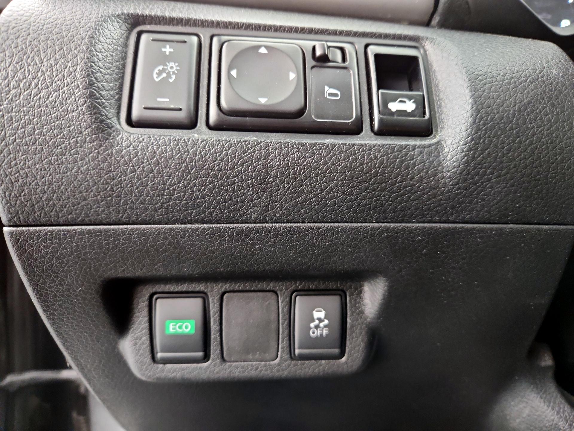 Thumbnail: 2019 Nissan Sentra - 13