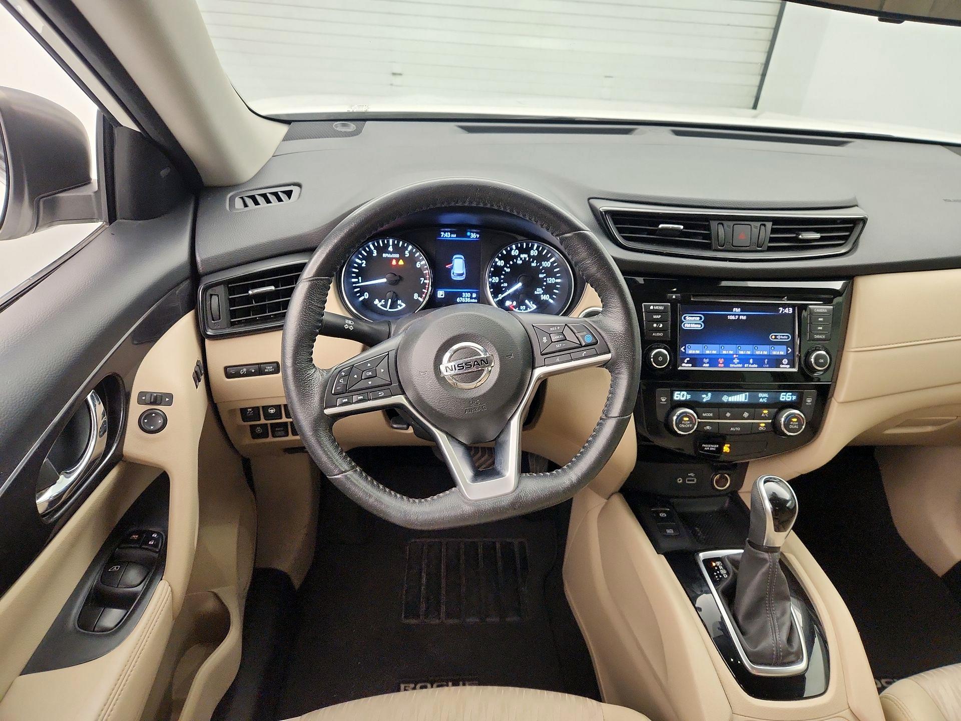 Thumbnail: 2019 Nissan Rogue - 10