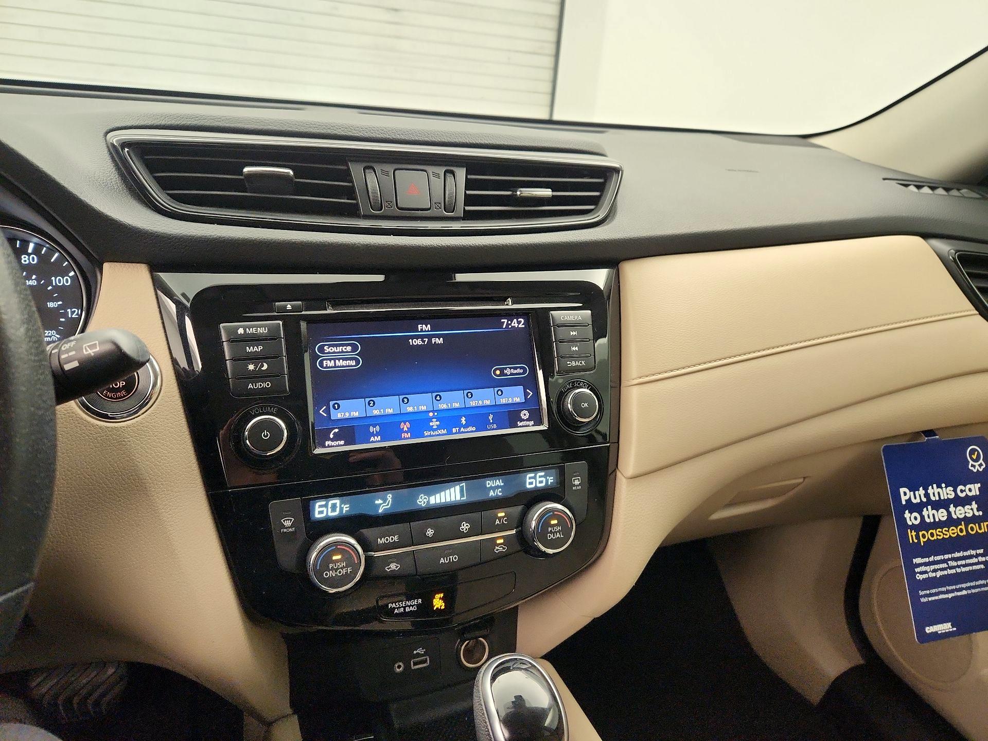 Thumbnail: 2019 Nissan Rogue - 15