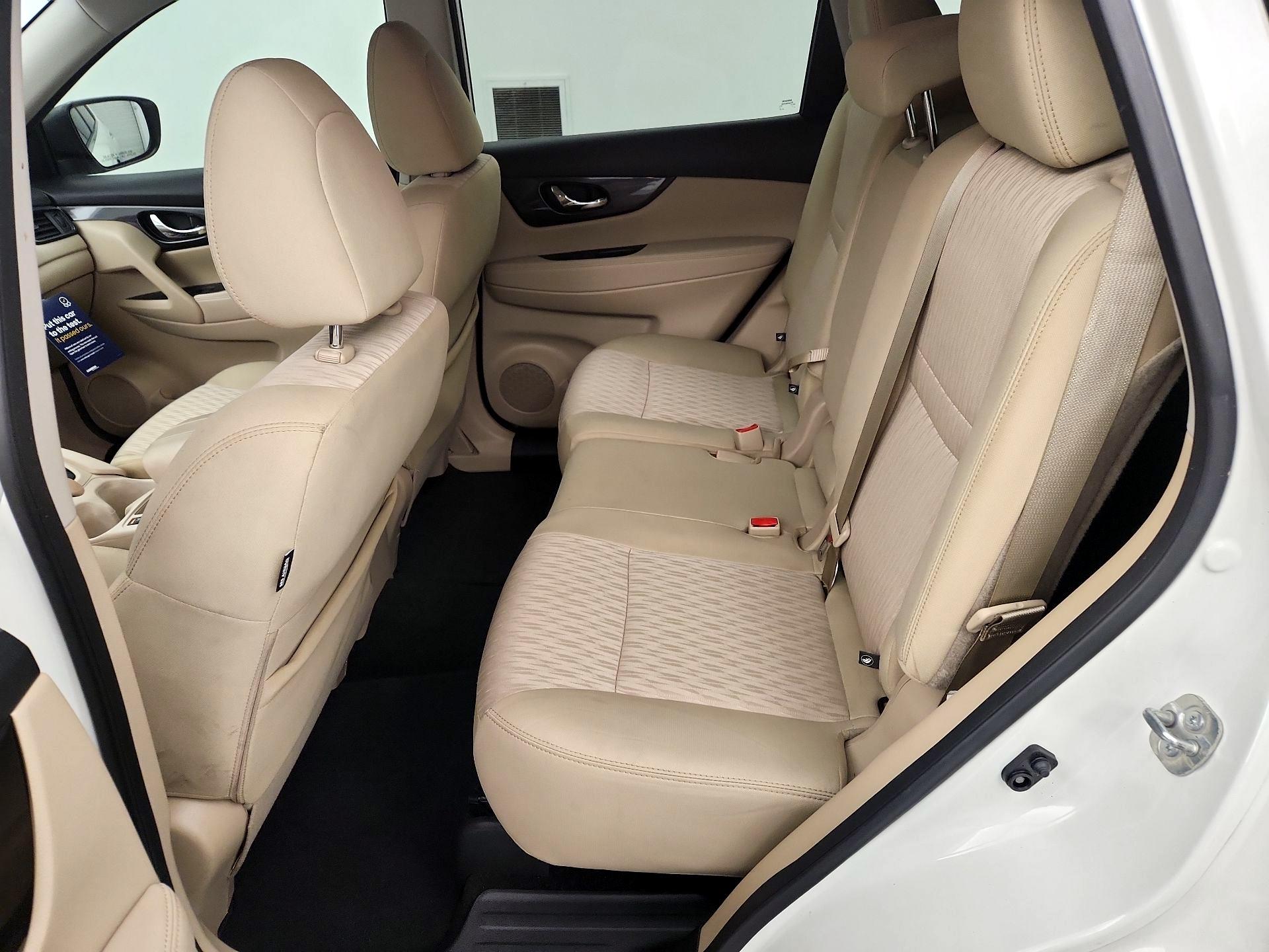 Thumbnail: 2019 Nissan Rogue - 19