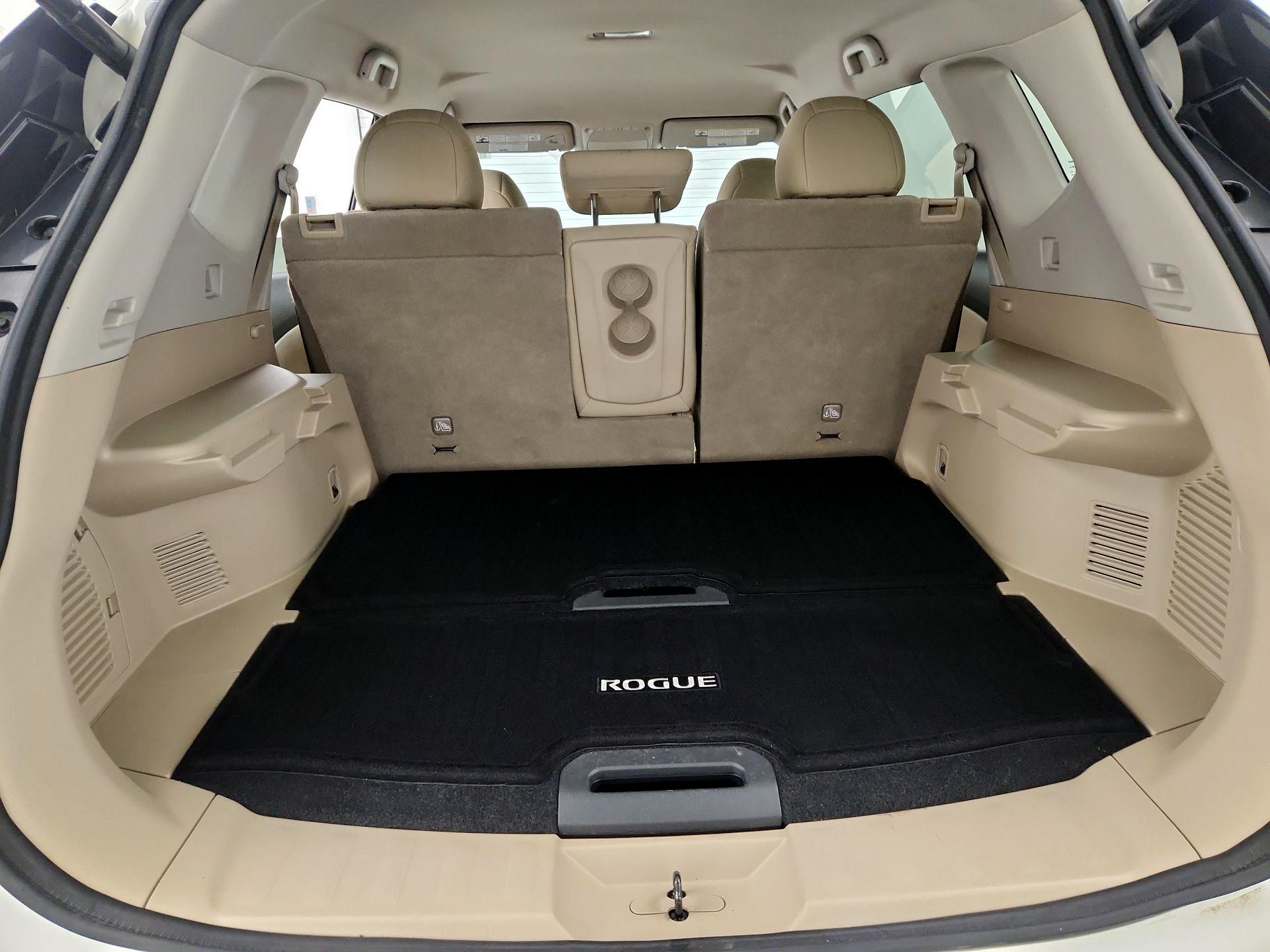 Thumbnail: 2019 Nissan Rogue - 20