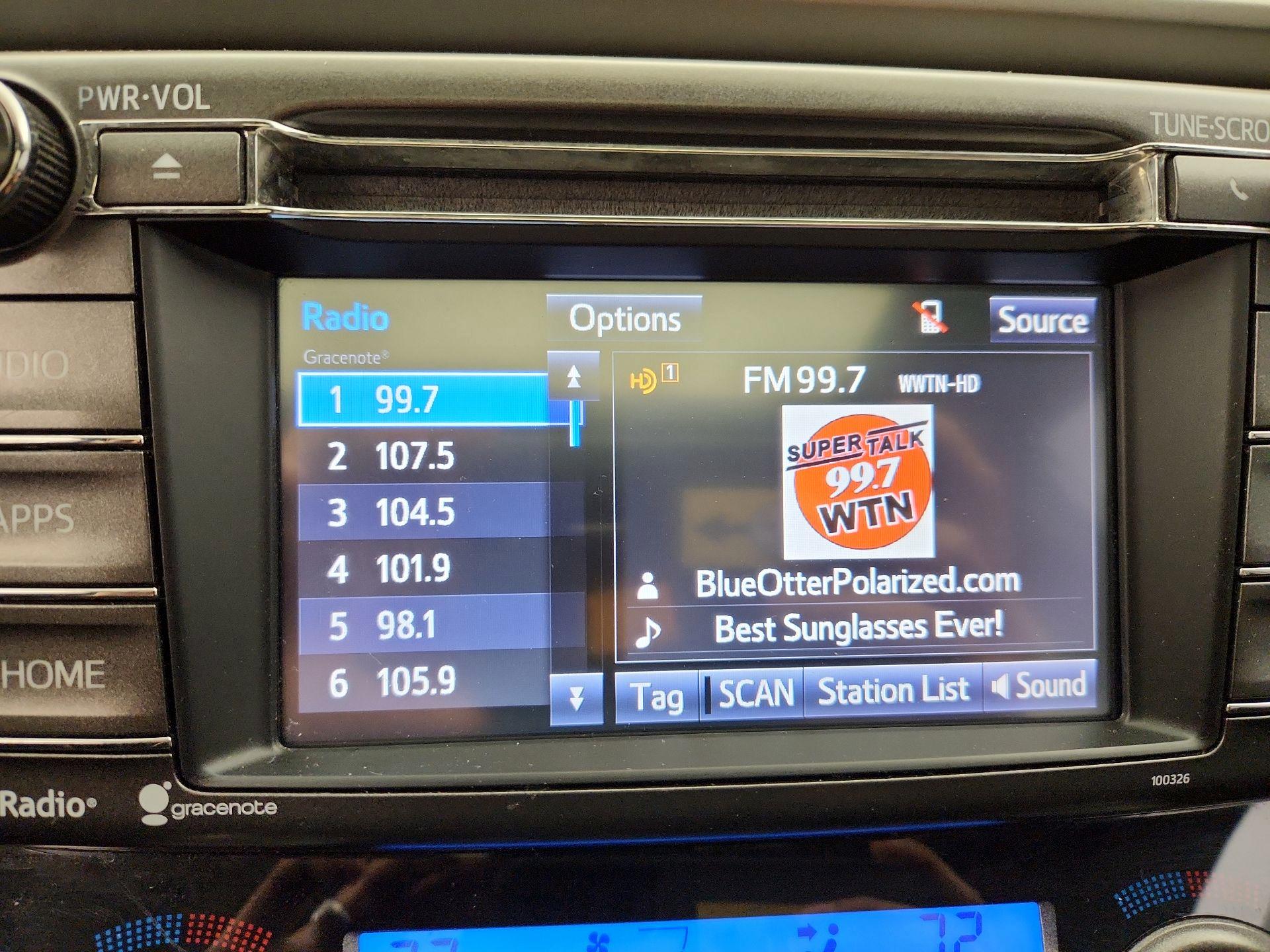 Thumbnail: 2015 Toyota RAV4 - 15