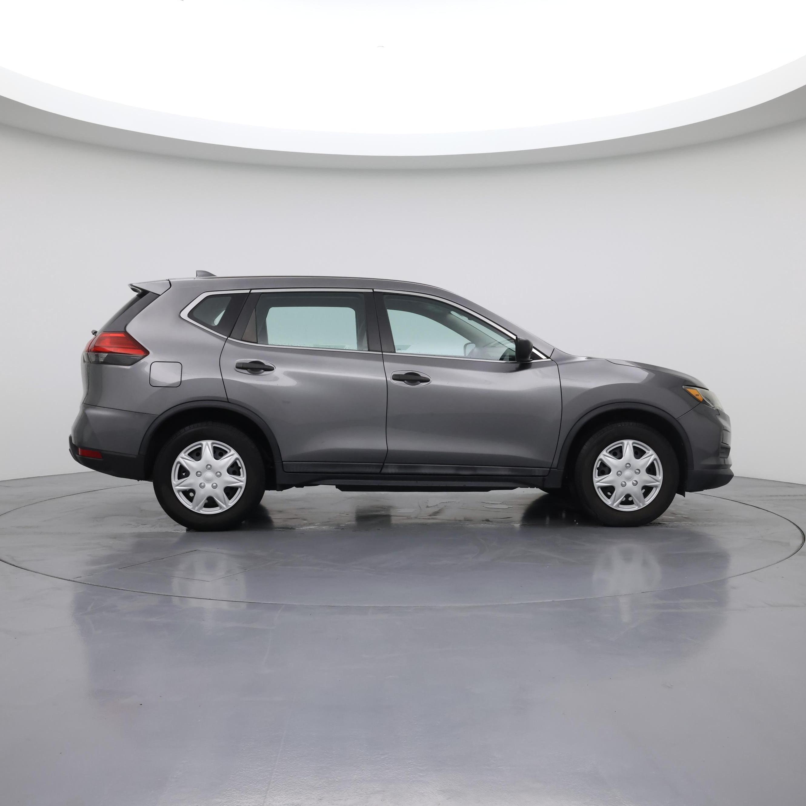 Thumbnail: 2017 Nissan Rogue - 7