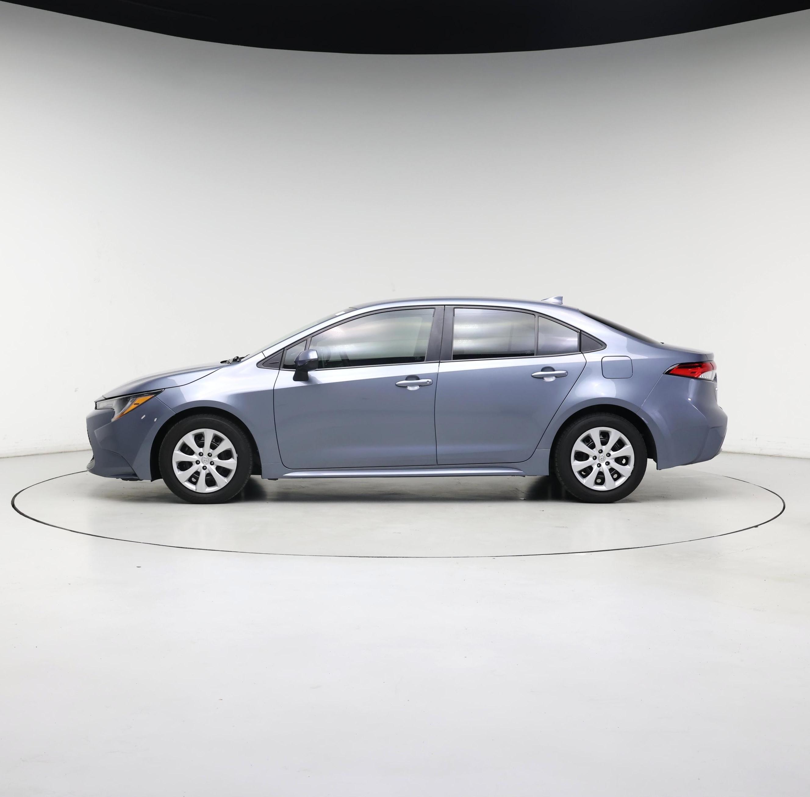 Thumbnail: 2021 Toyota Corolla - 3