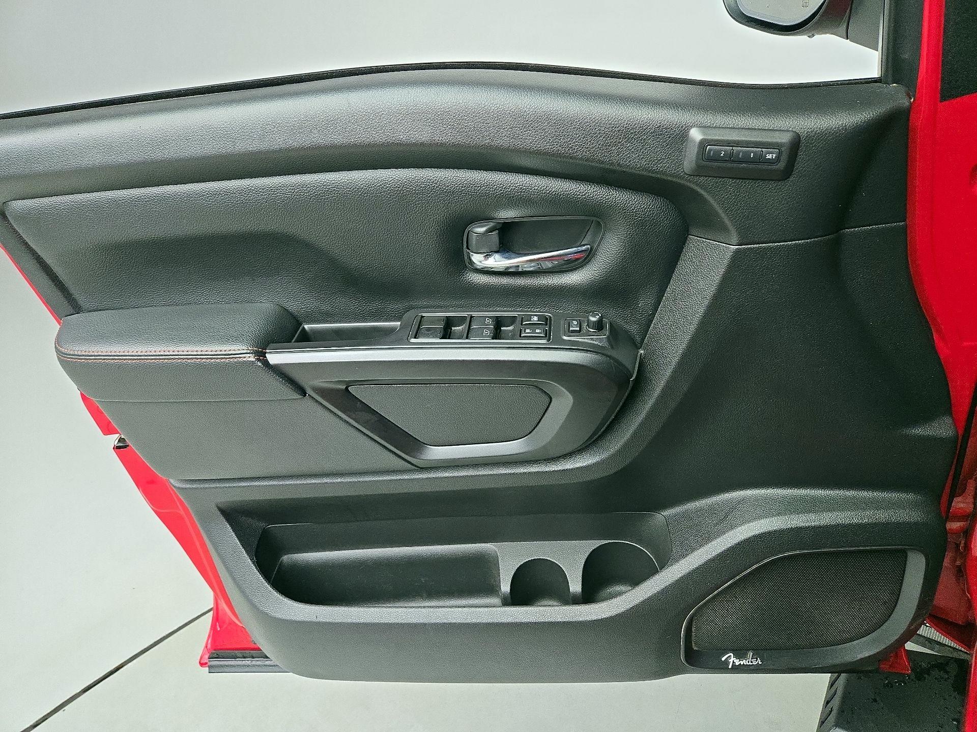 Thumbnail: 2022 Nissan Titan - 12