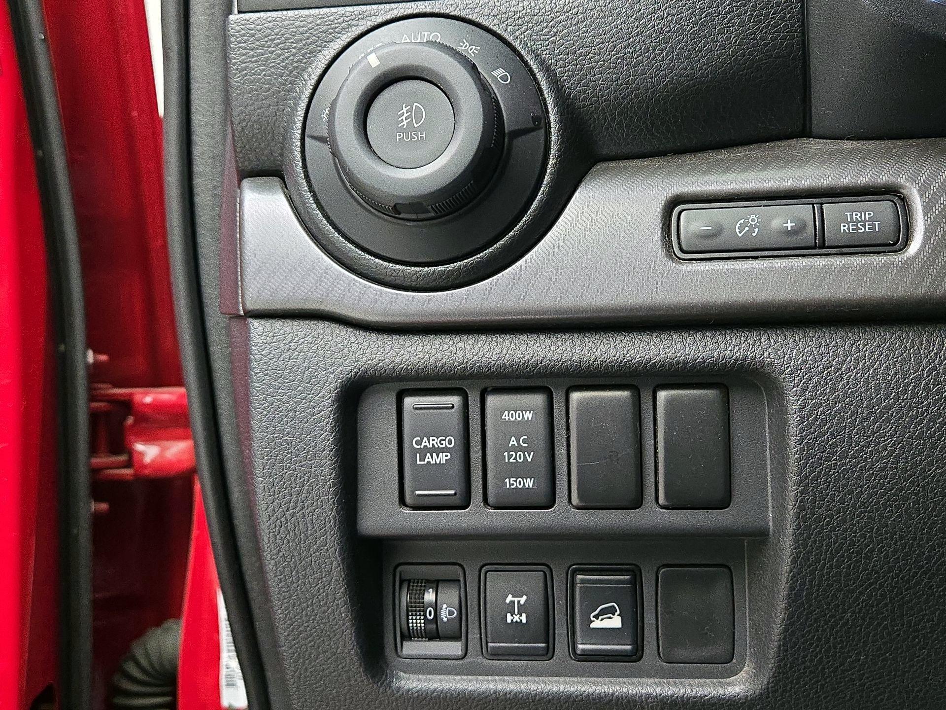 Thumbnail: 2022 Nissan Titan - 13