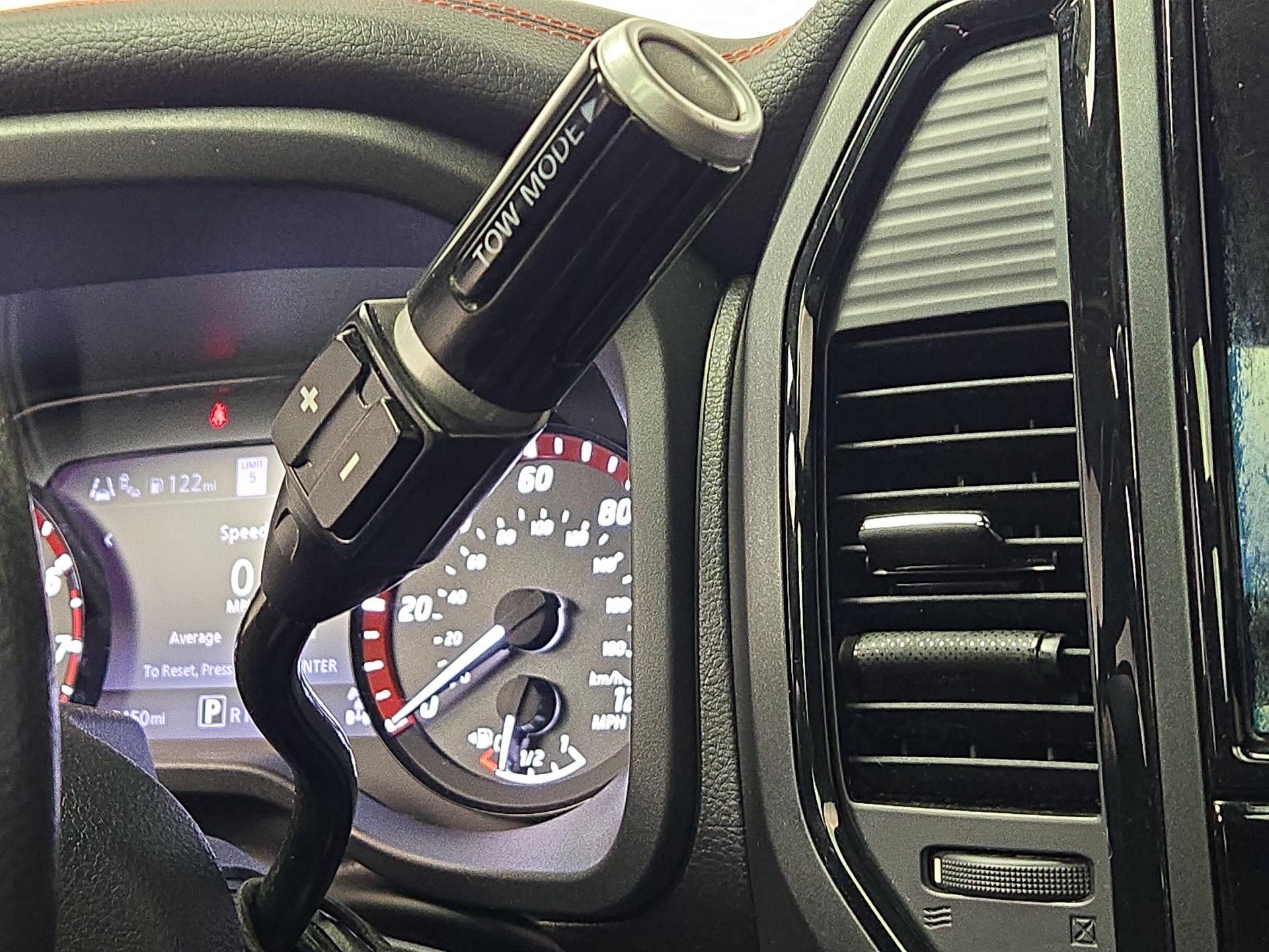 Thumbnail: 2022 Nissan Titan - 18