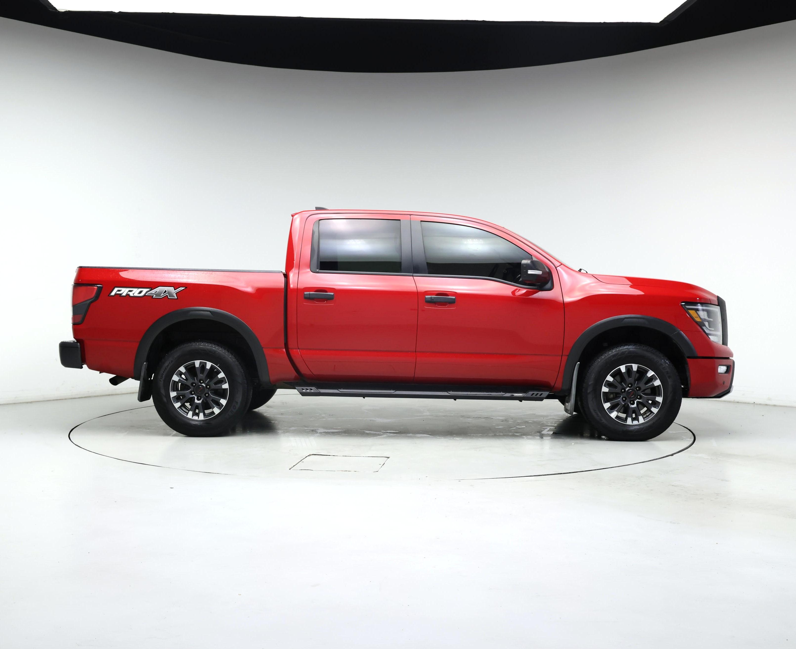Thumbnail: 2022 Nissan Titan - 7