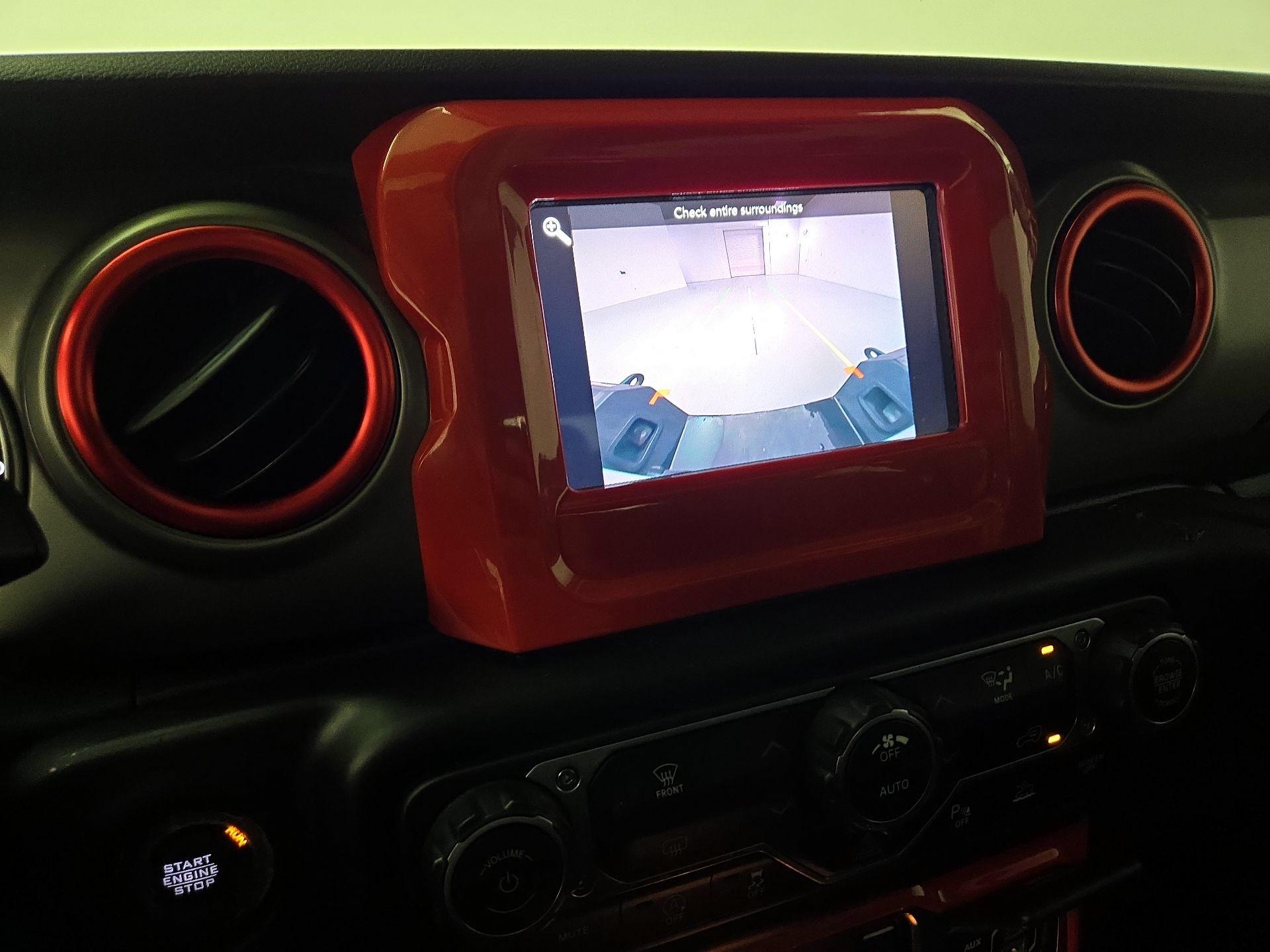 Thumbnail: 2021 Jeep Gladiator - 14