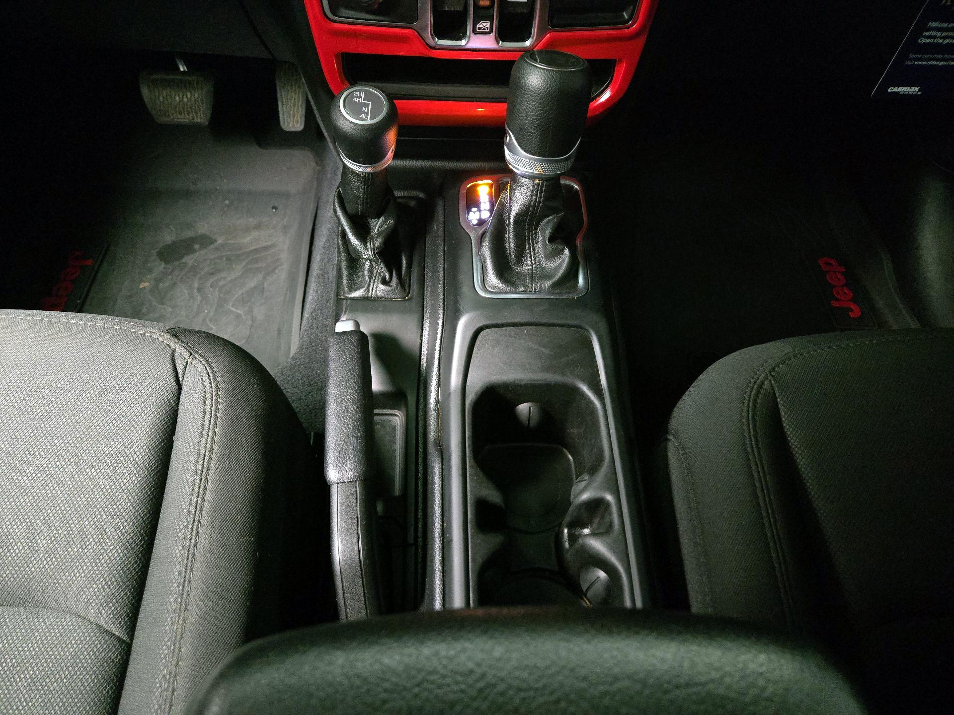 Thumbnail: 2021 Jeep Gladiator - 17