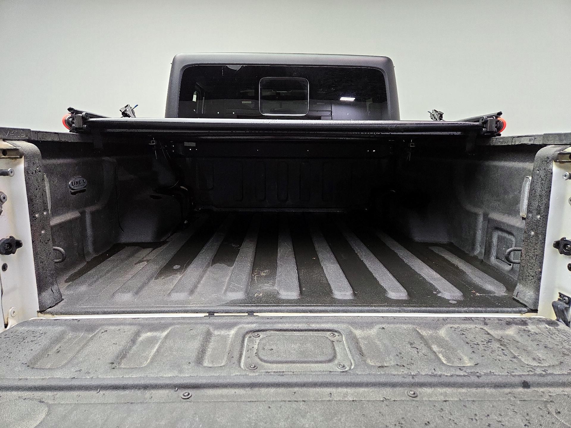 Thumbnail: 2021 Jeep Gladiator - 20