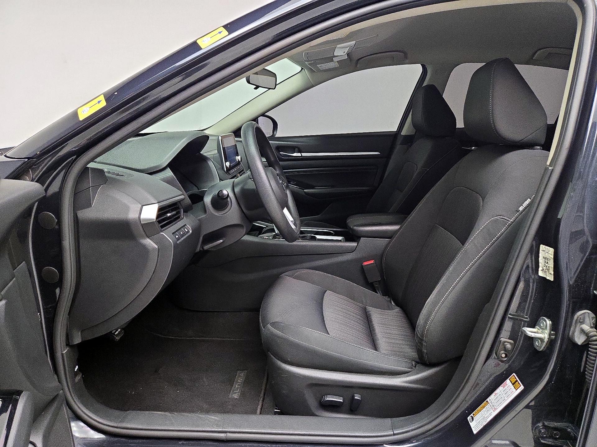 Thumbnail: 2021 Nissan Altima - 11