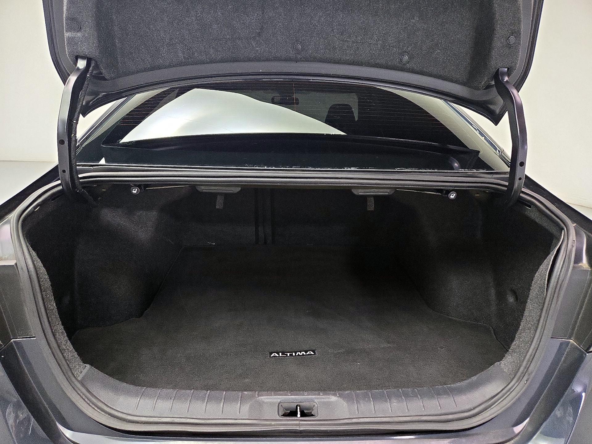 Thumbnail: 2021 Nissan Altima - 20