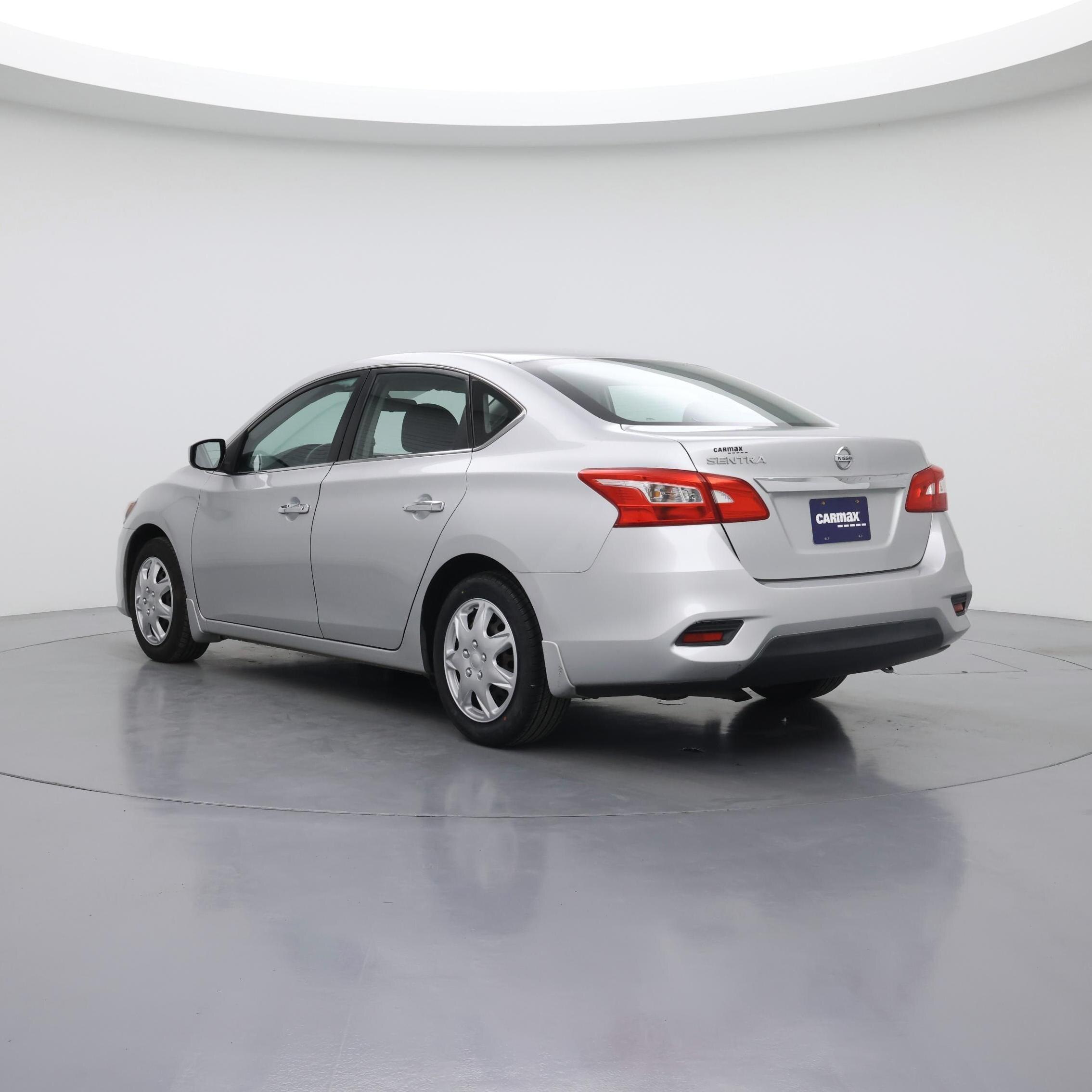 Thumbnail: 2017 Nissan Sentra - 2