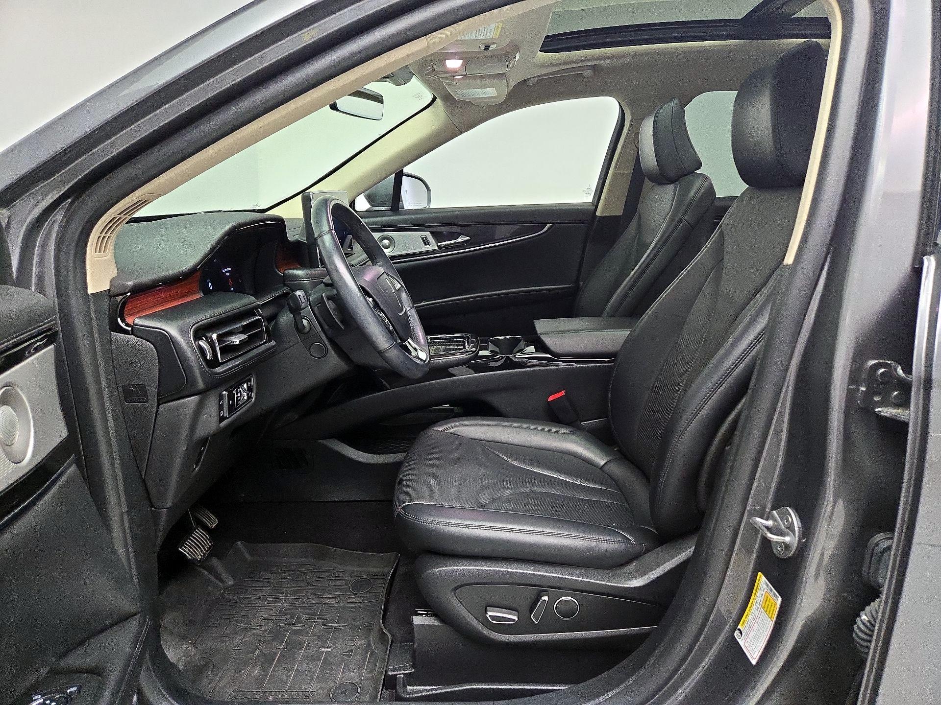 Thumbnail: 2023 Lincoln Nautilus - 11