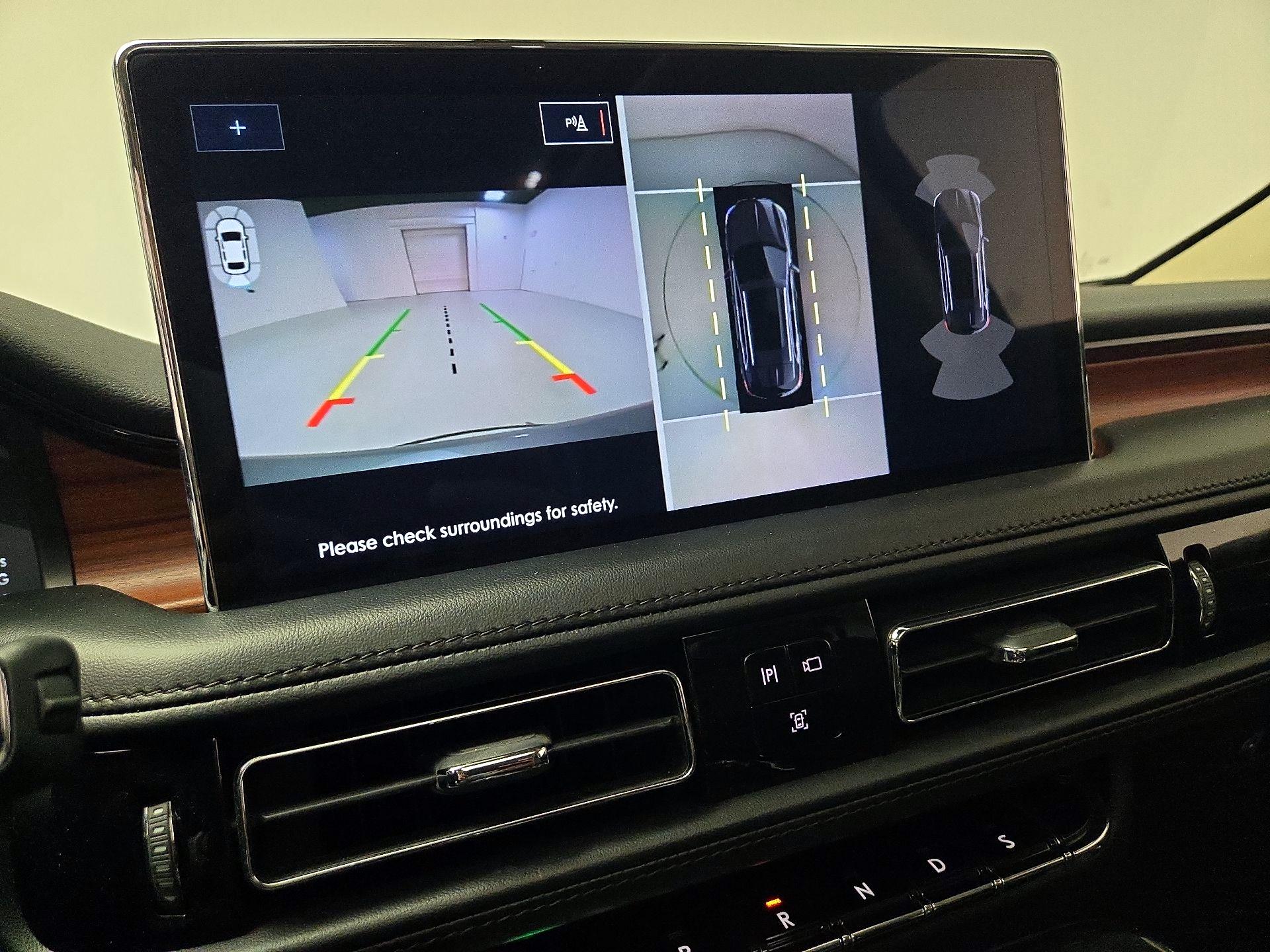 Thumbnail: 2023 Lincoln Nautilus - 15