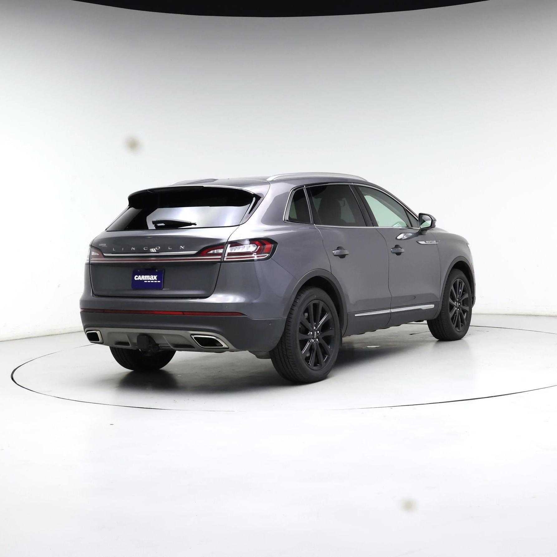 Thumbnail: 2023 Lincoln Nautilus - 8