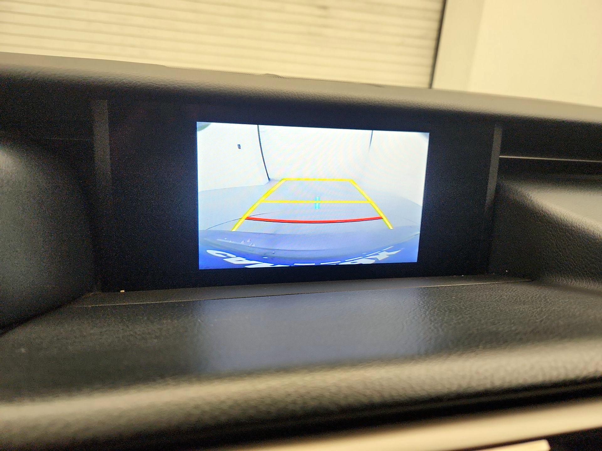 Thumbnail: 2018 Lexus IS - 14