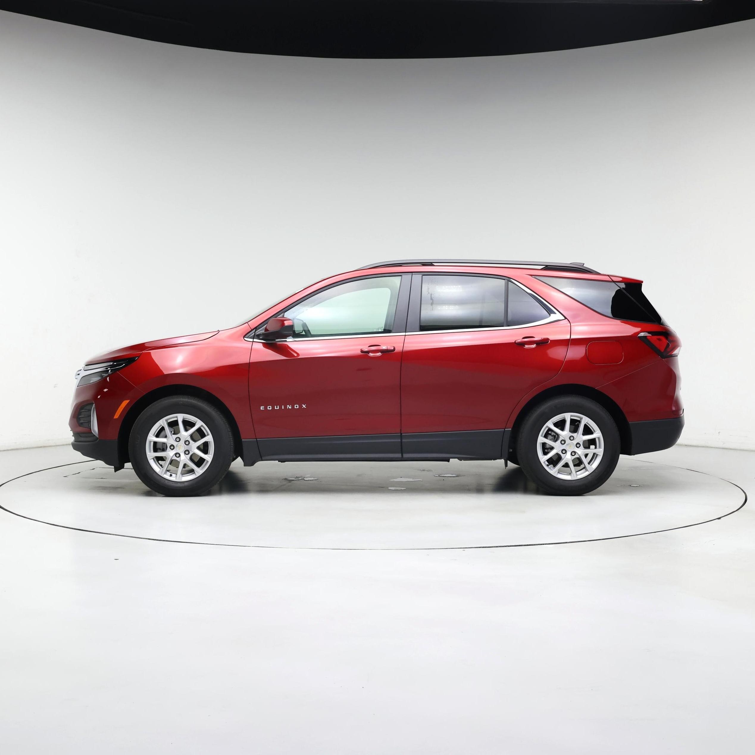Thumbnail: 2023 Chevrolet Equinox - 3
