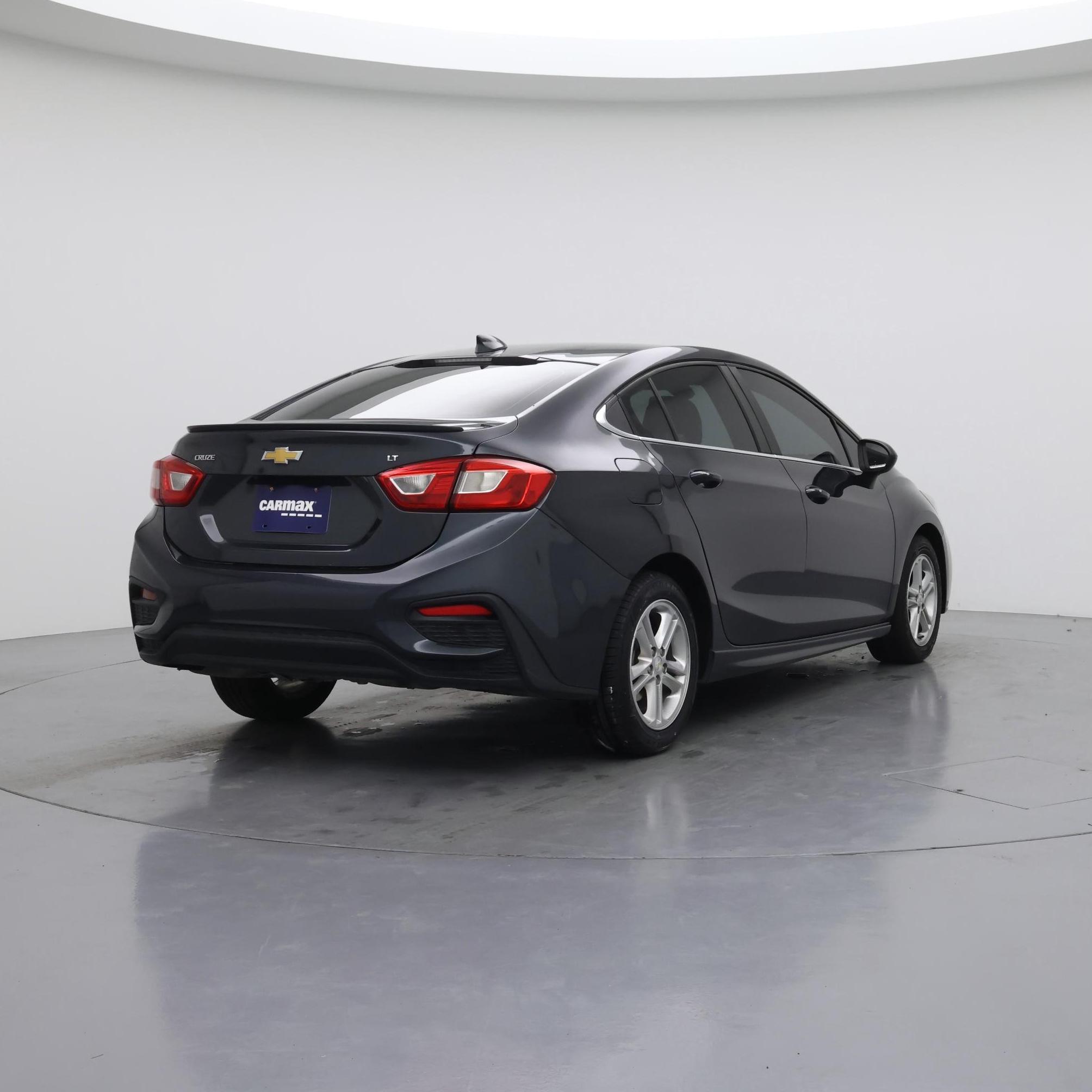 Thumbnail: 2018 Chevrolet Cruze - 8