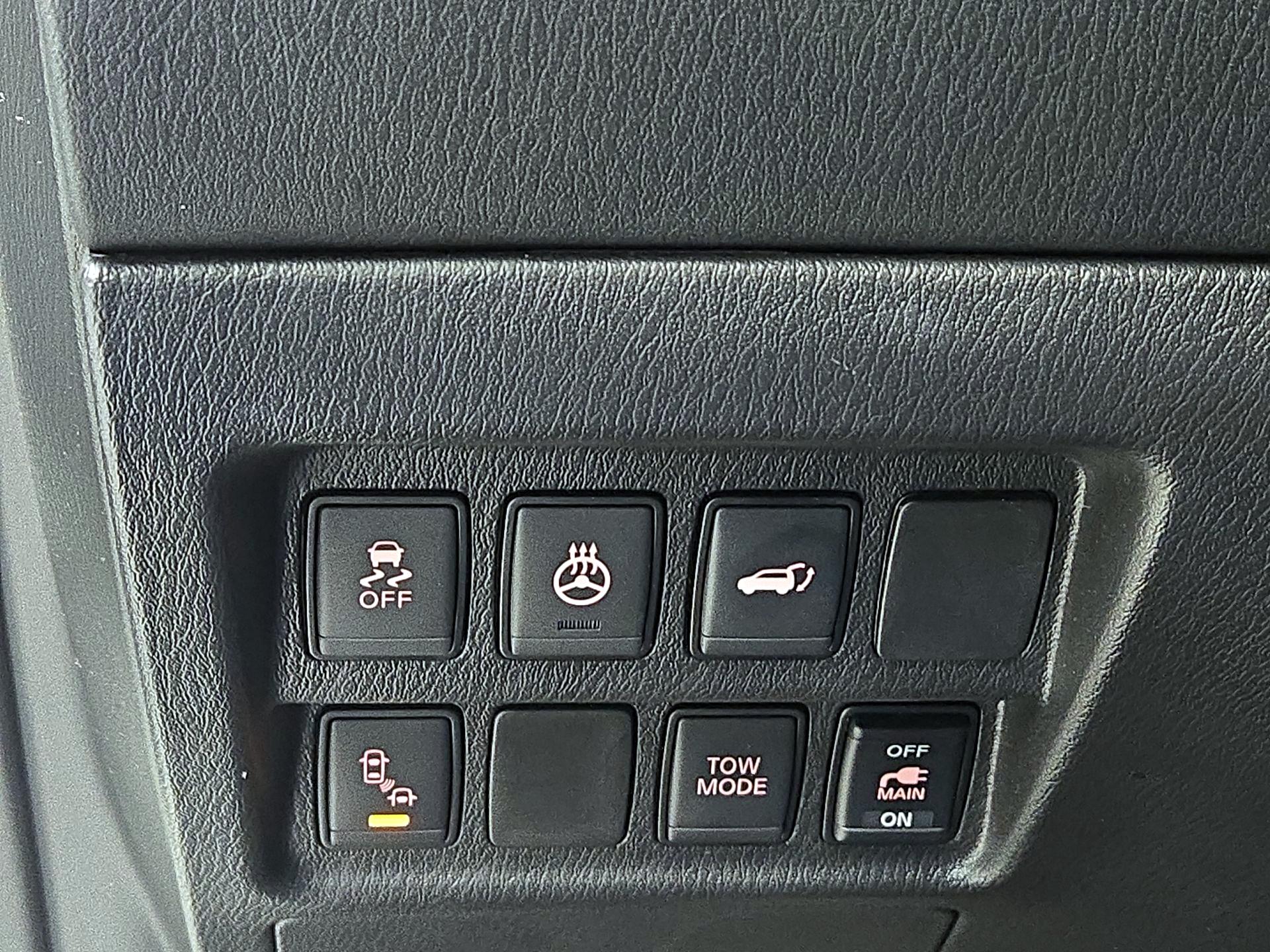 Thumbnail: 2020 Nissan Pathfinder - 13