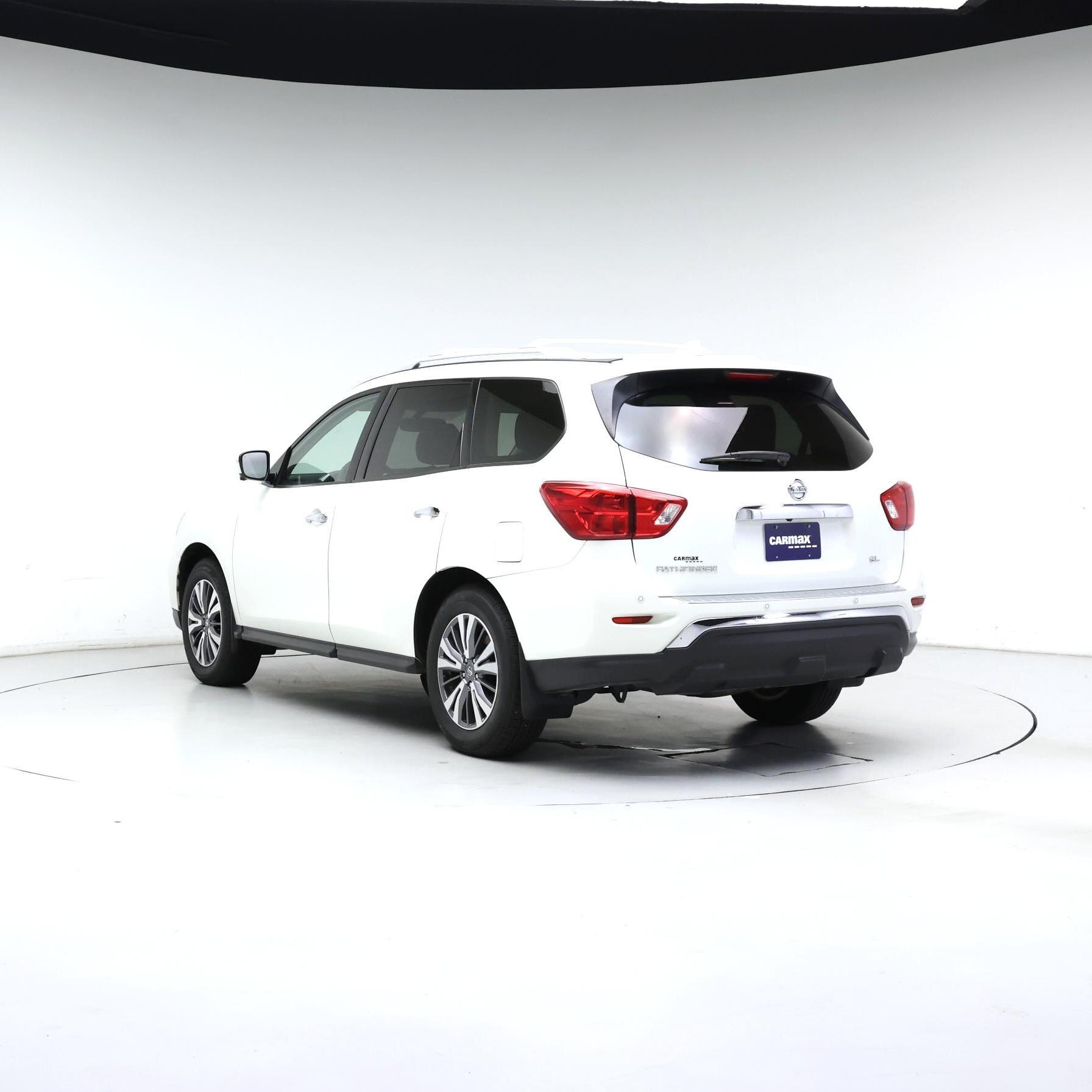 Thumbnail: 2020 Nissan Pathfinder - 2