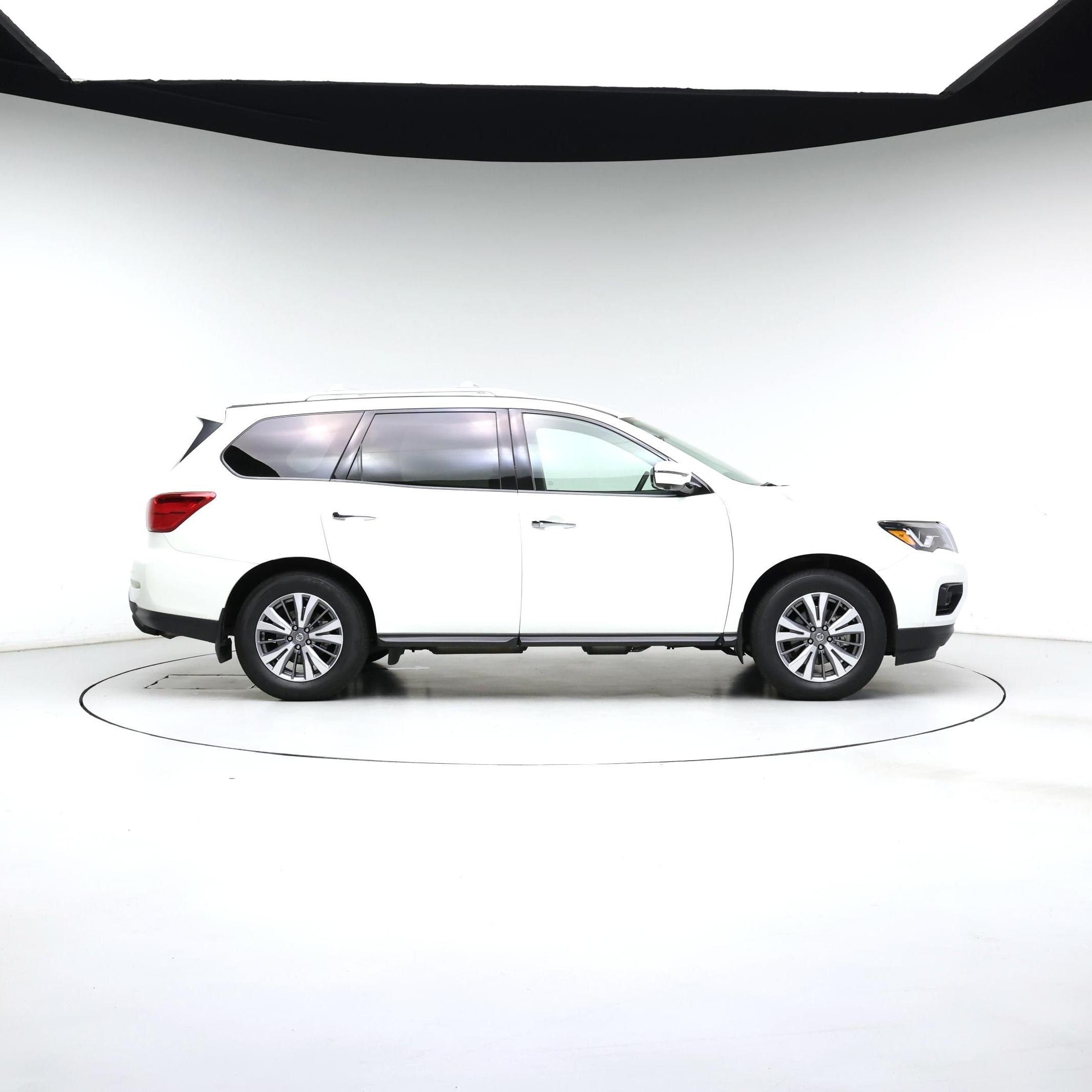 Thumbnail: 2020 Nissan Pathfinder - 7