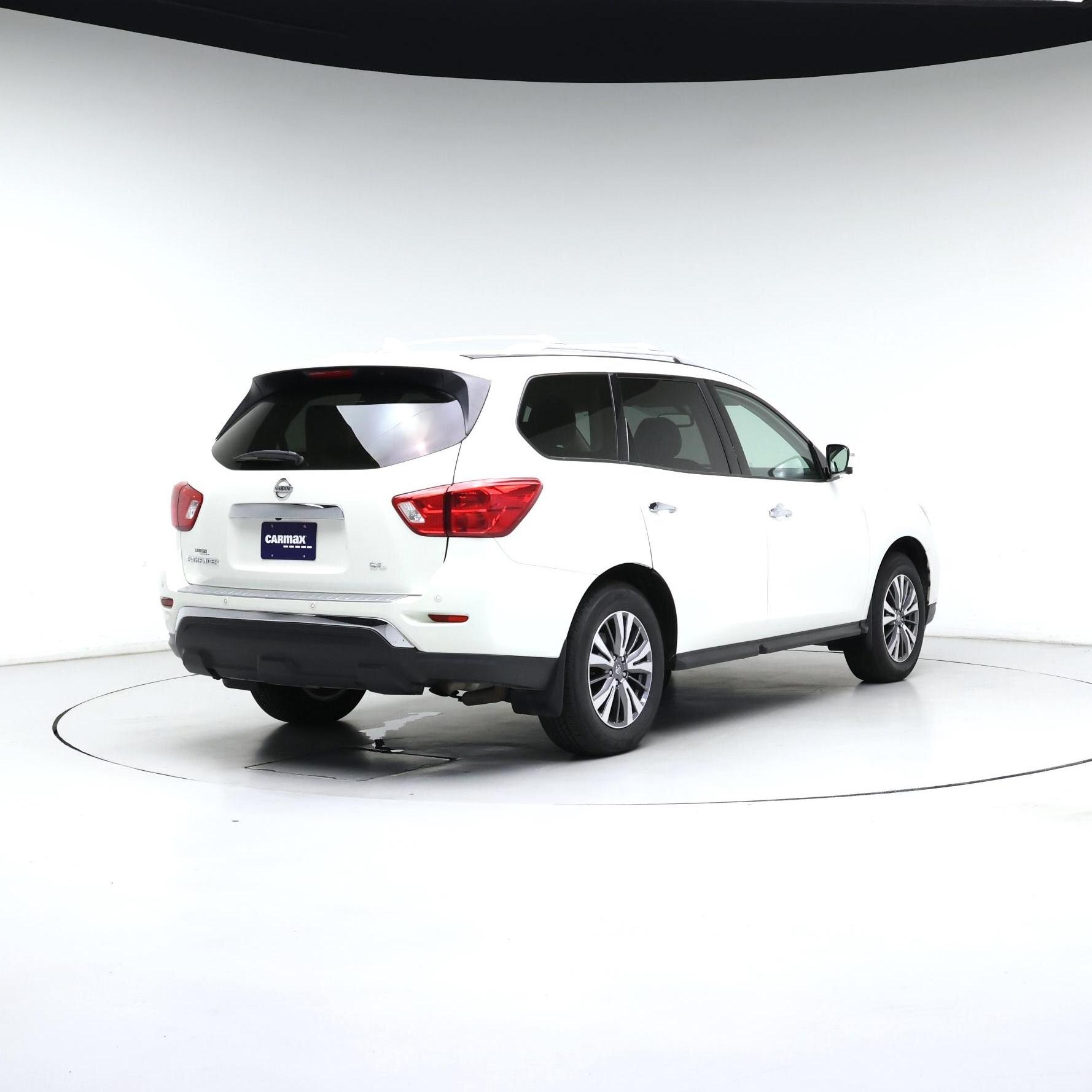 Thumbnail: 2020 Nissan Pathfinder - 8