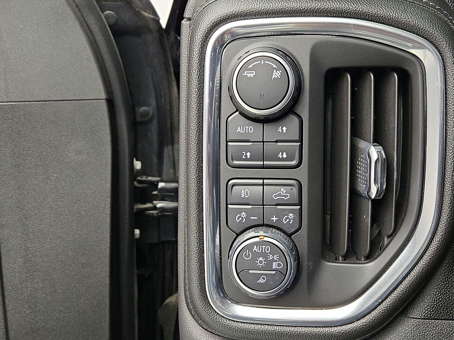 Thumbnail: 2019 Chevrolet Silverado 1500 - 13