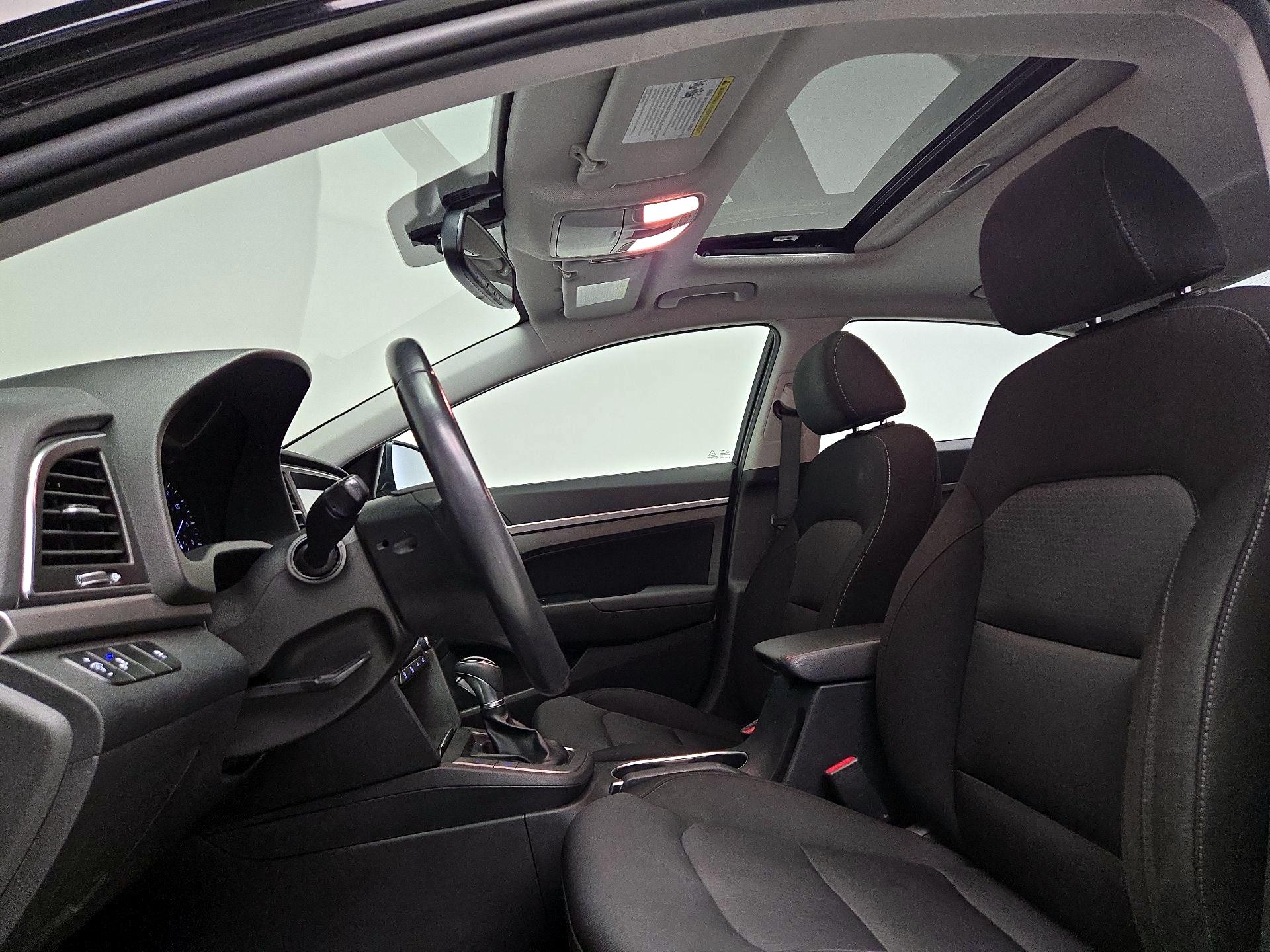 Thumbnail: 2017 Hyundai Elantra - 19