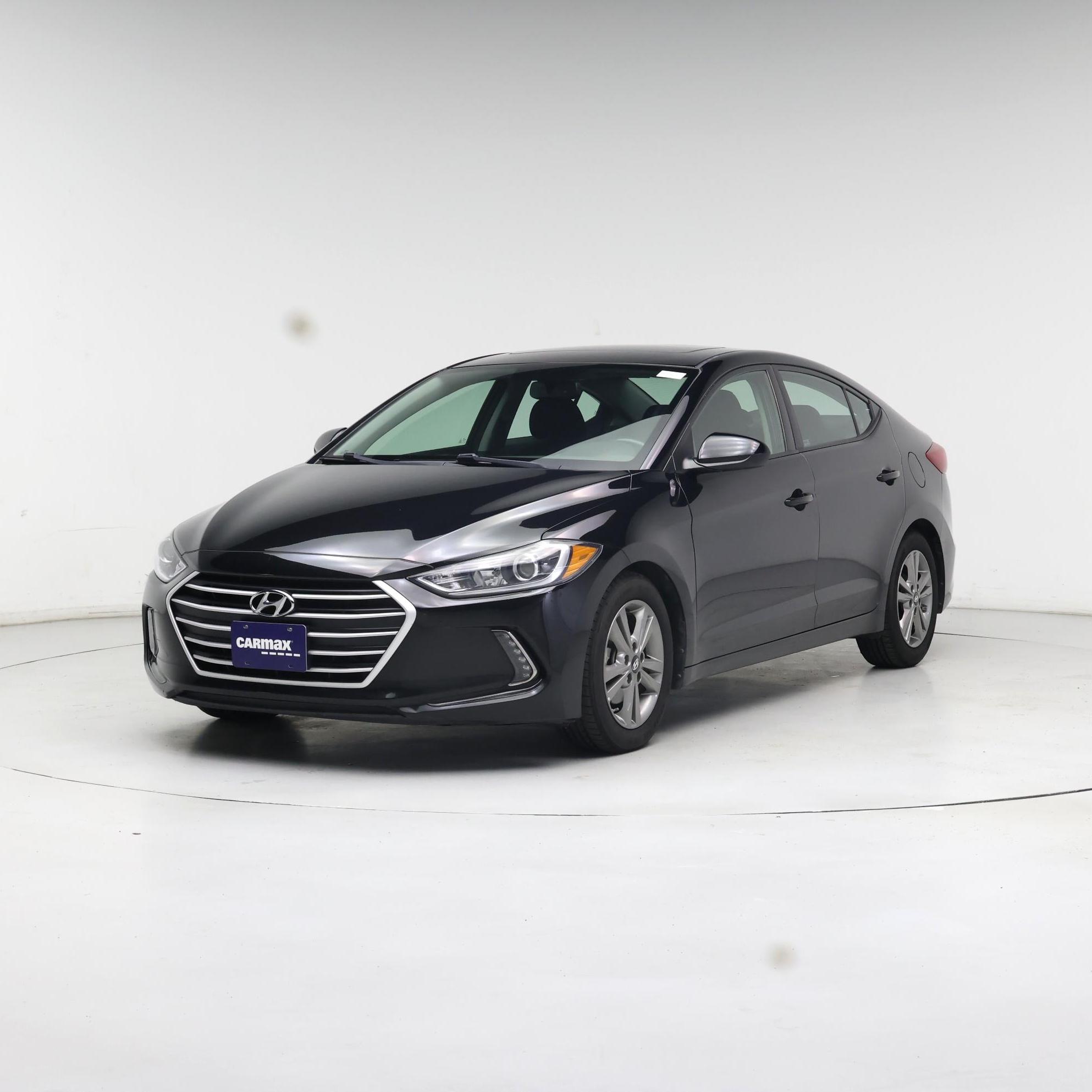 Thumbnail: 2017 Hyundai Elantra - 4