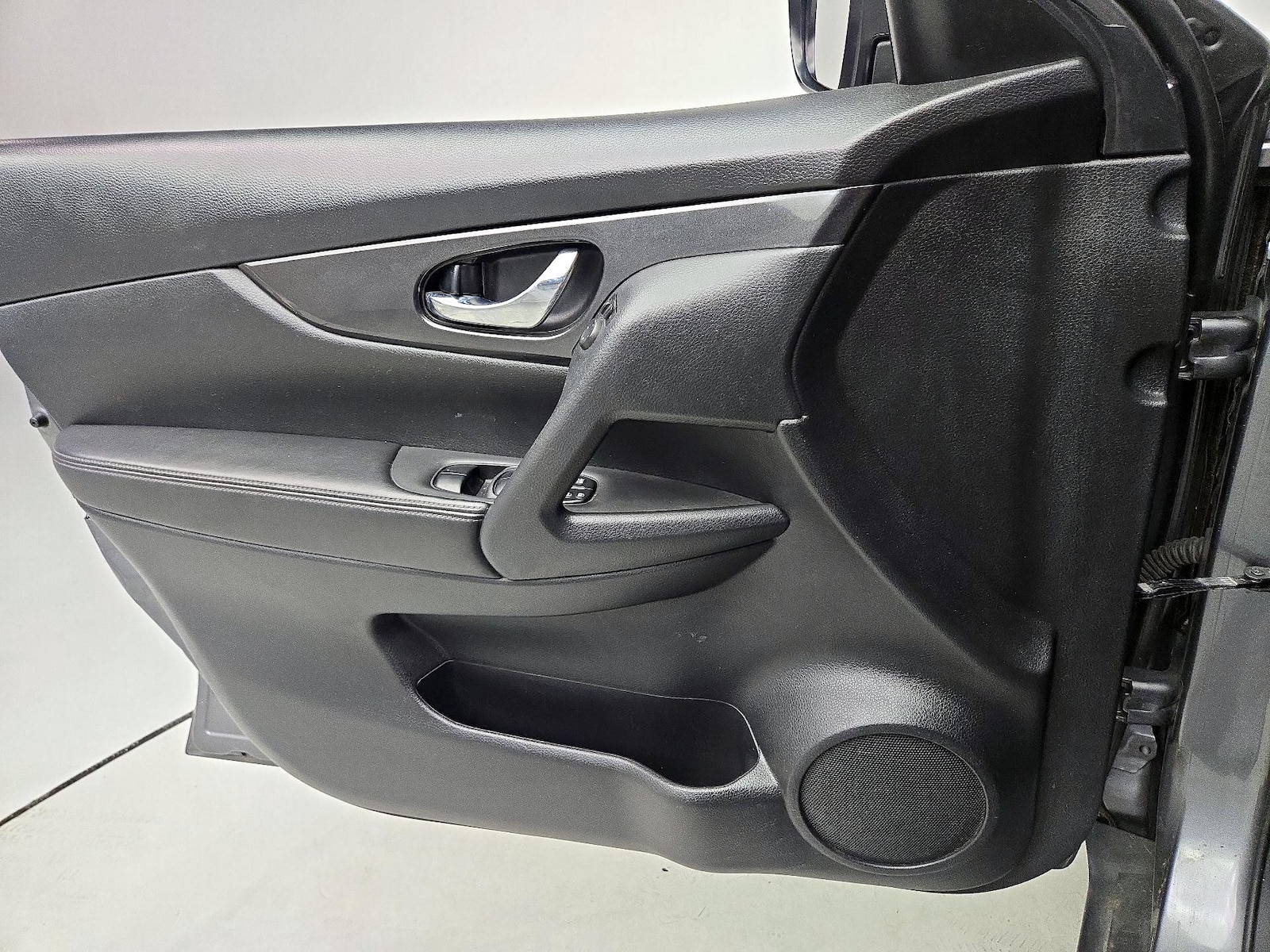 2017 Nissan Rogue S - Photo 13