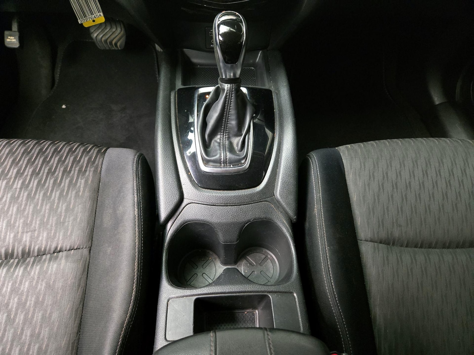2017 Nissan Rogue S - Photo 18