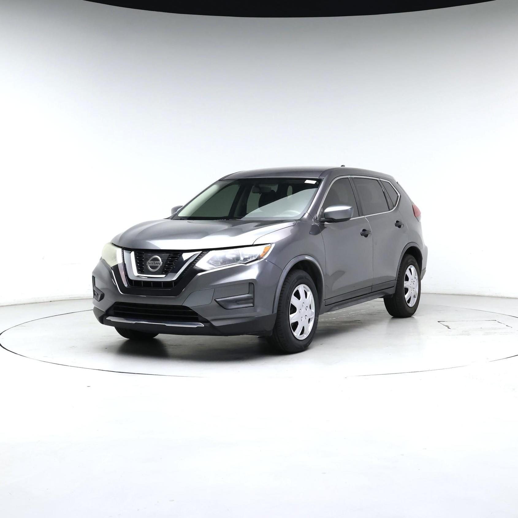 Thumbnail: 2017 Nissan Rogue - 4
