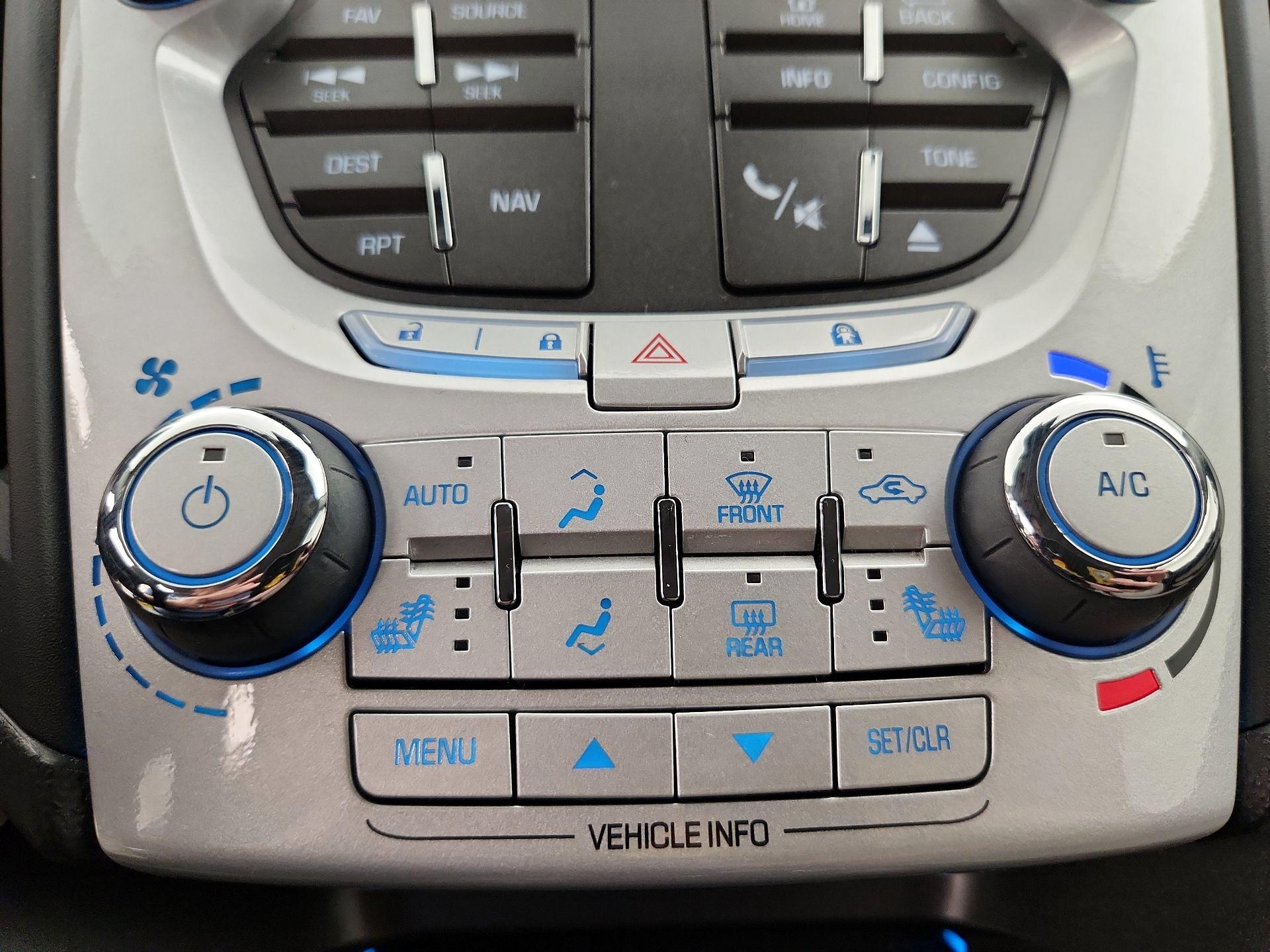 Thumbnail: 2014 Chevrolet Equinox - 17