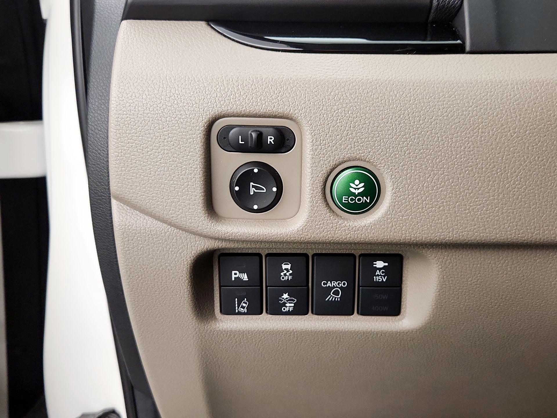 Thumbnail: 2019 Honda Ridgeline - 13