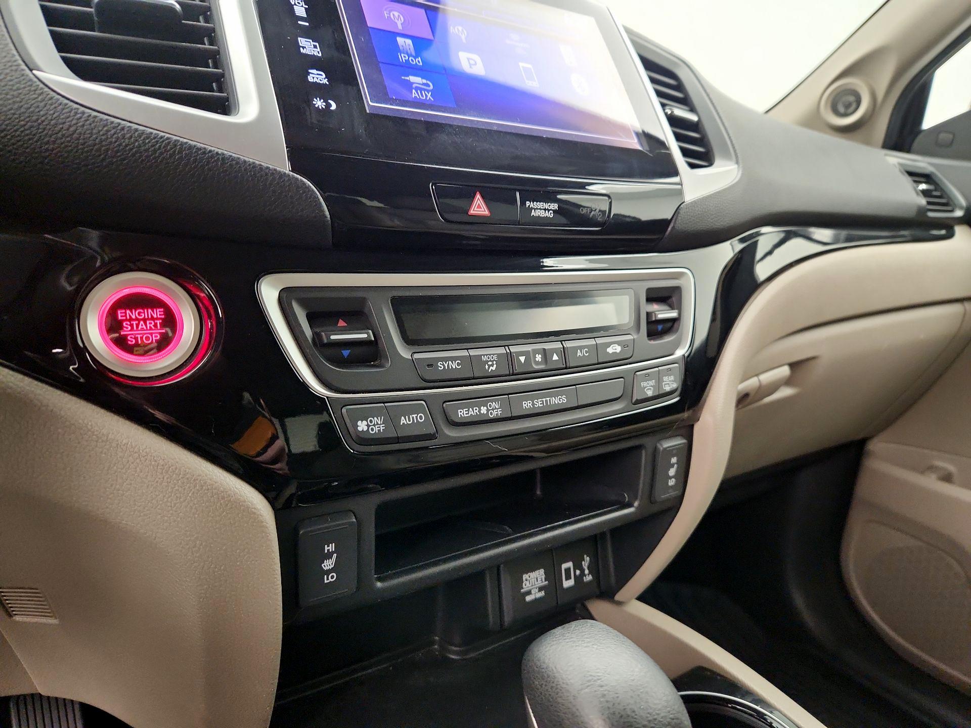 Thumbnail: 2019 Honda Ridgeline - 16