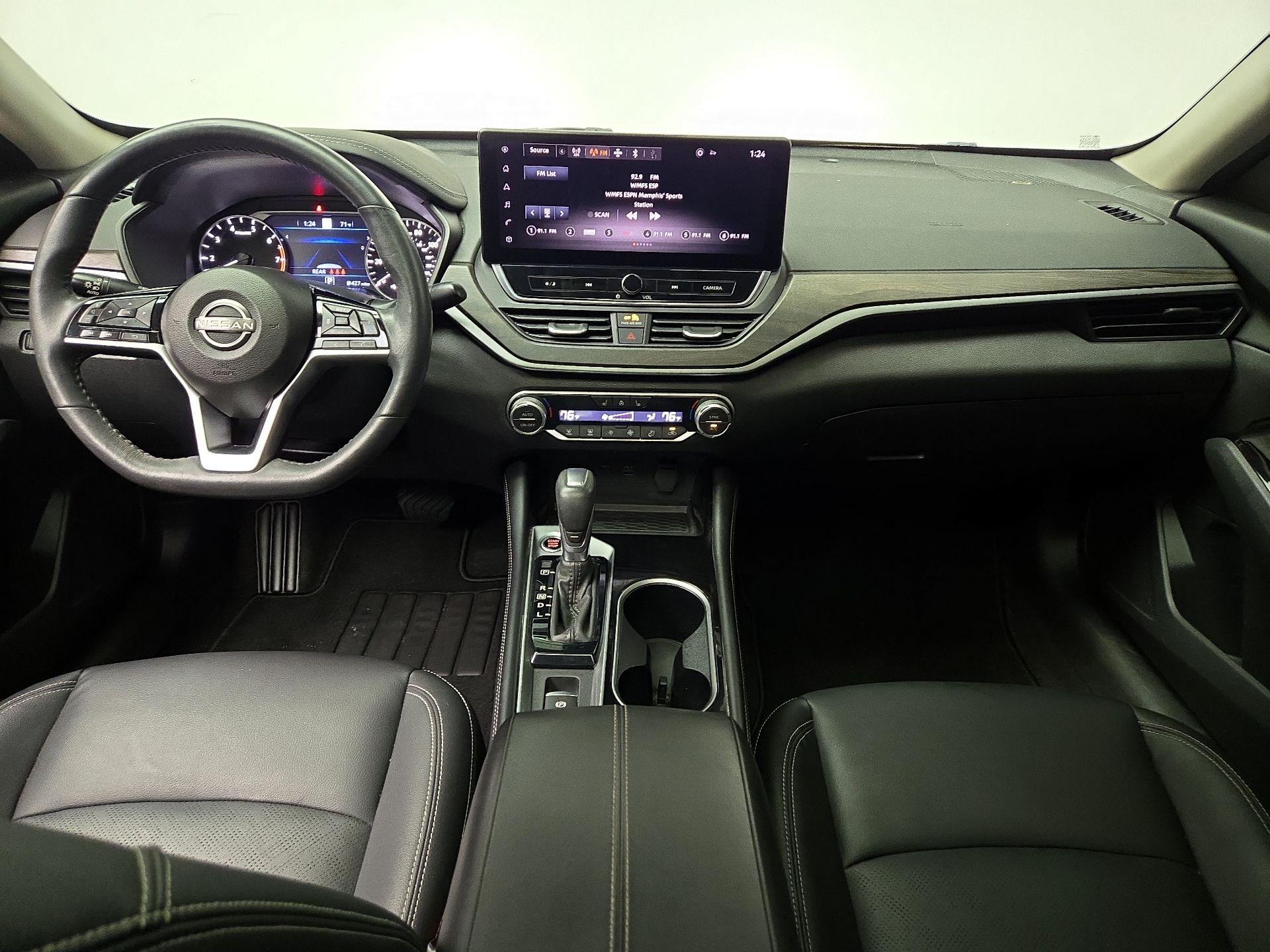 Thumbnail: 2023 Nissan Altima - 9