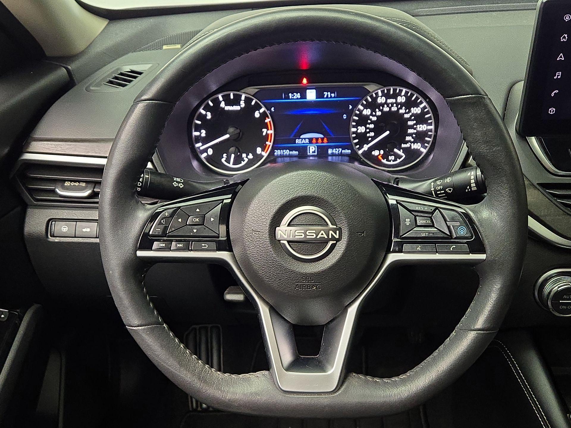 Thumbnail: 2023 Nissan Altima - 10