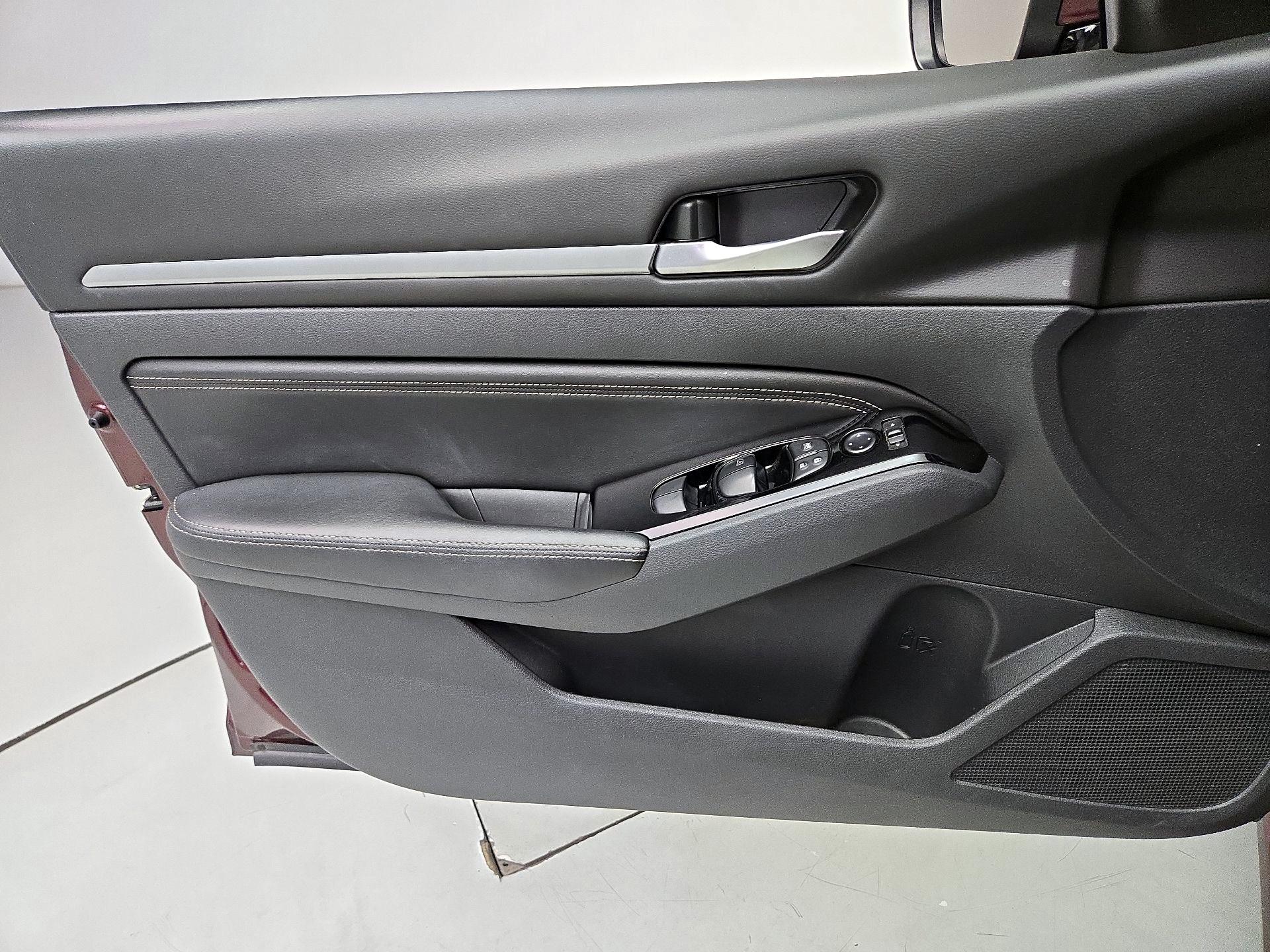 Thumbnail: 2023 Nissan Altima - 12