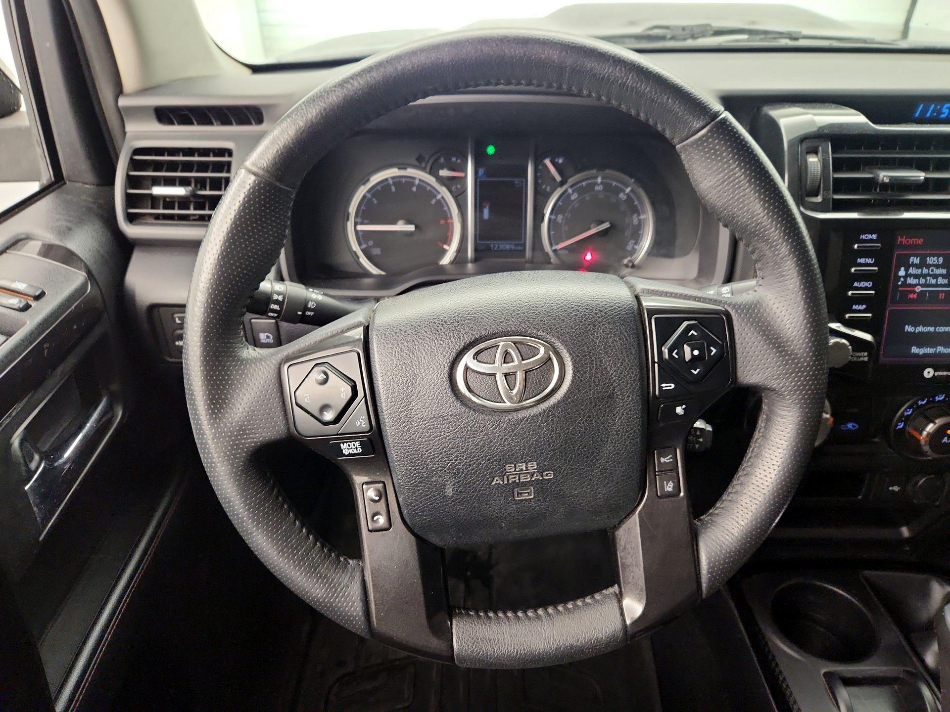 Thumbnail: 2021 Toyota 4Runner - 10