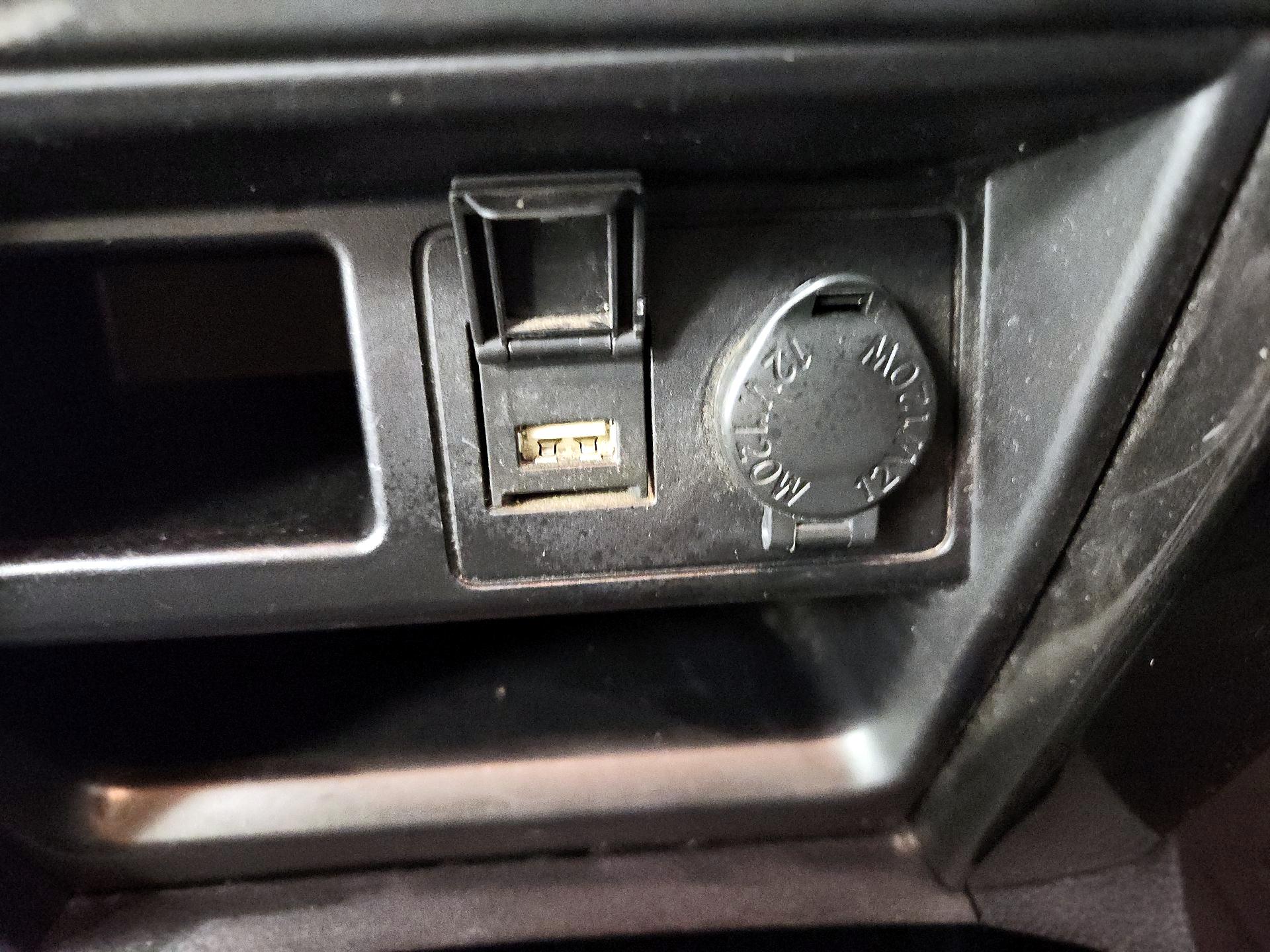 Thumbnail: 2021 Toyota 4Runner - 18