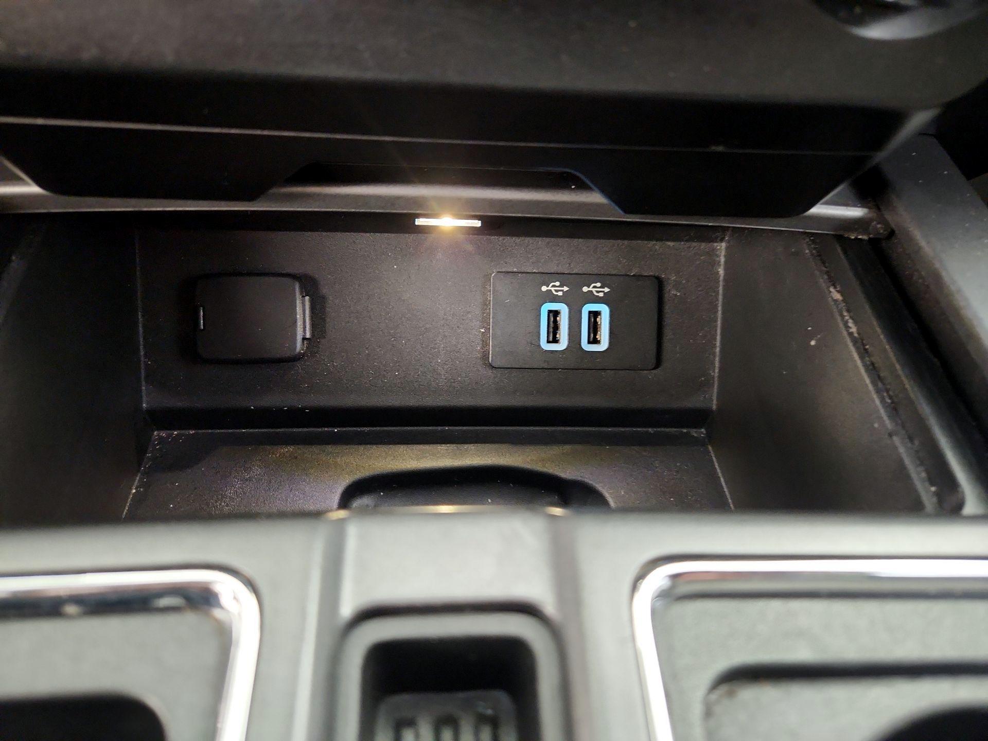 Thumbnail: 2016 Ford F-150 - 19